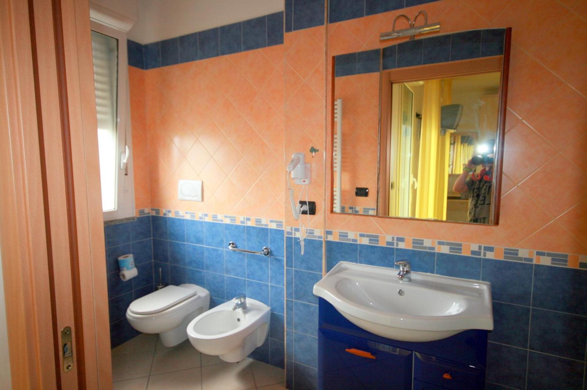 One-Bedroom Apartment (4 Adults)