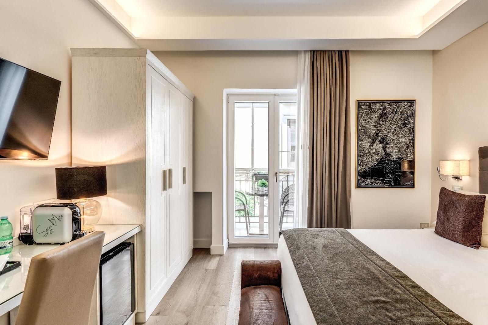 Junior Suite with City View