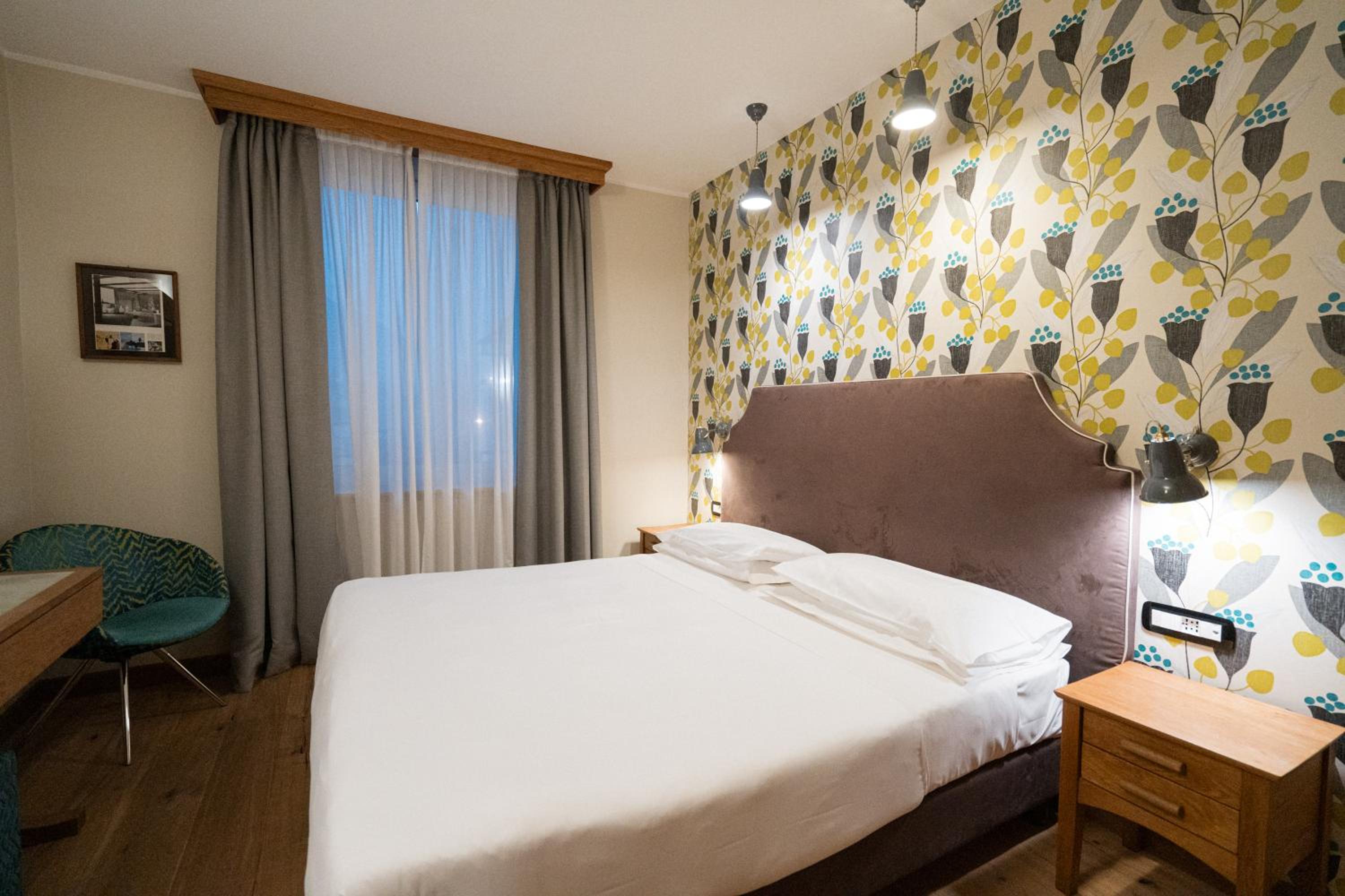 Double or Twin Room with City View