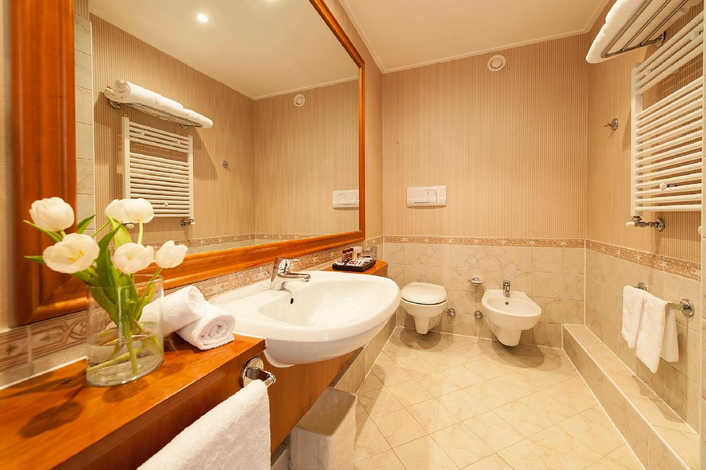 Classic Double or Twin Room