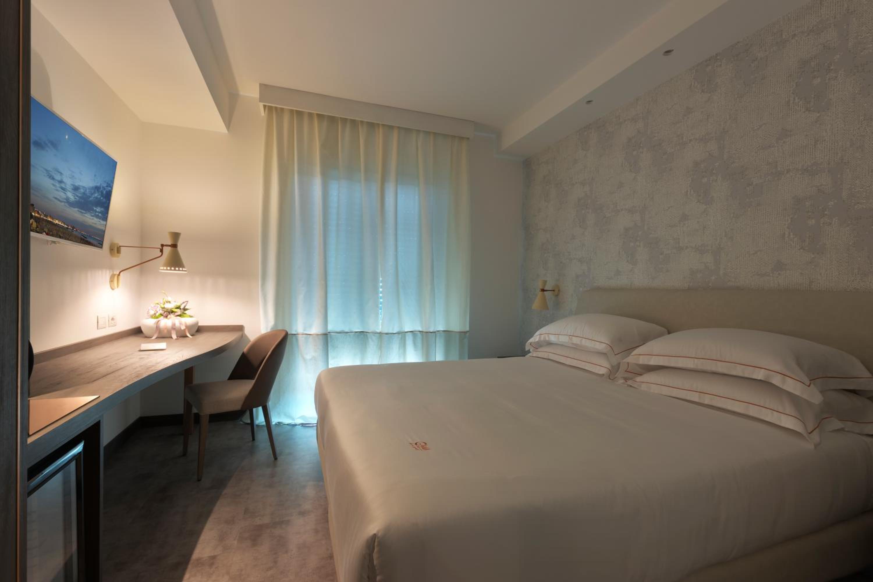 King Room with City View