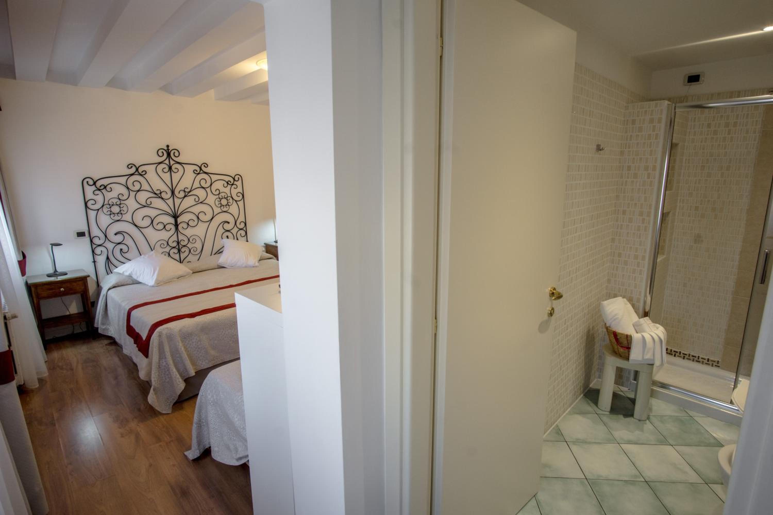 Comfort Double or Twin Room