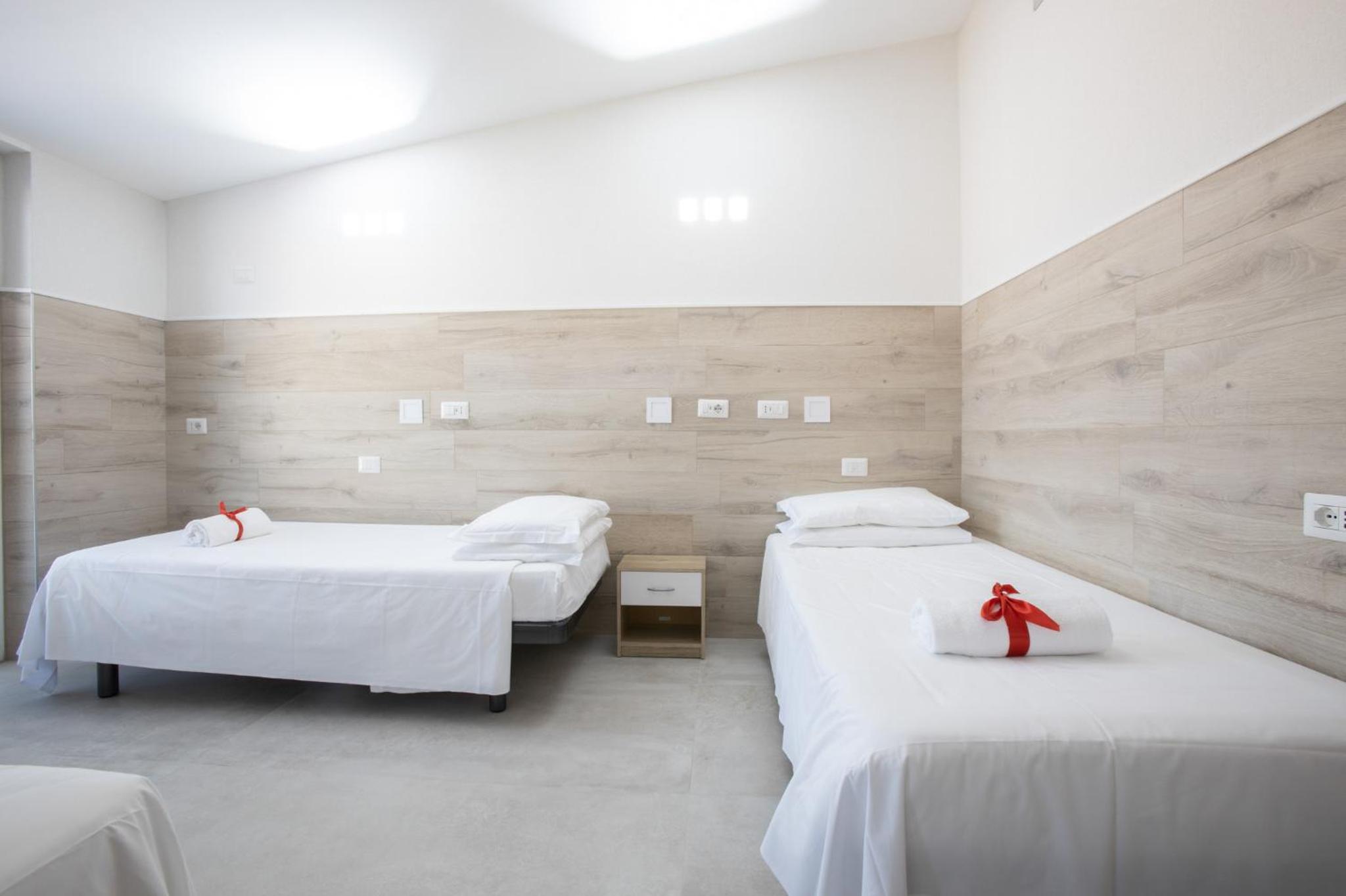 Family Room with Spa Bath