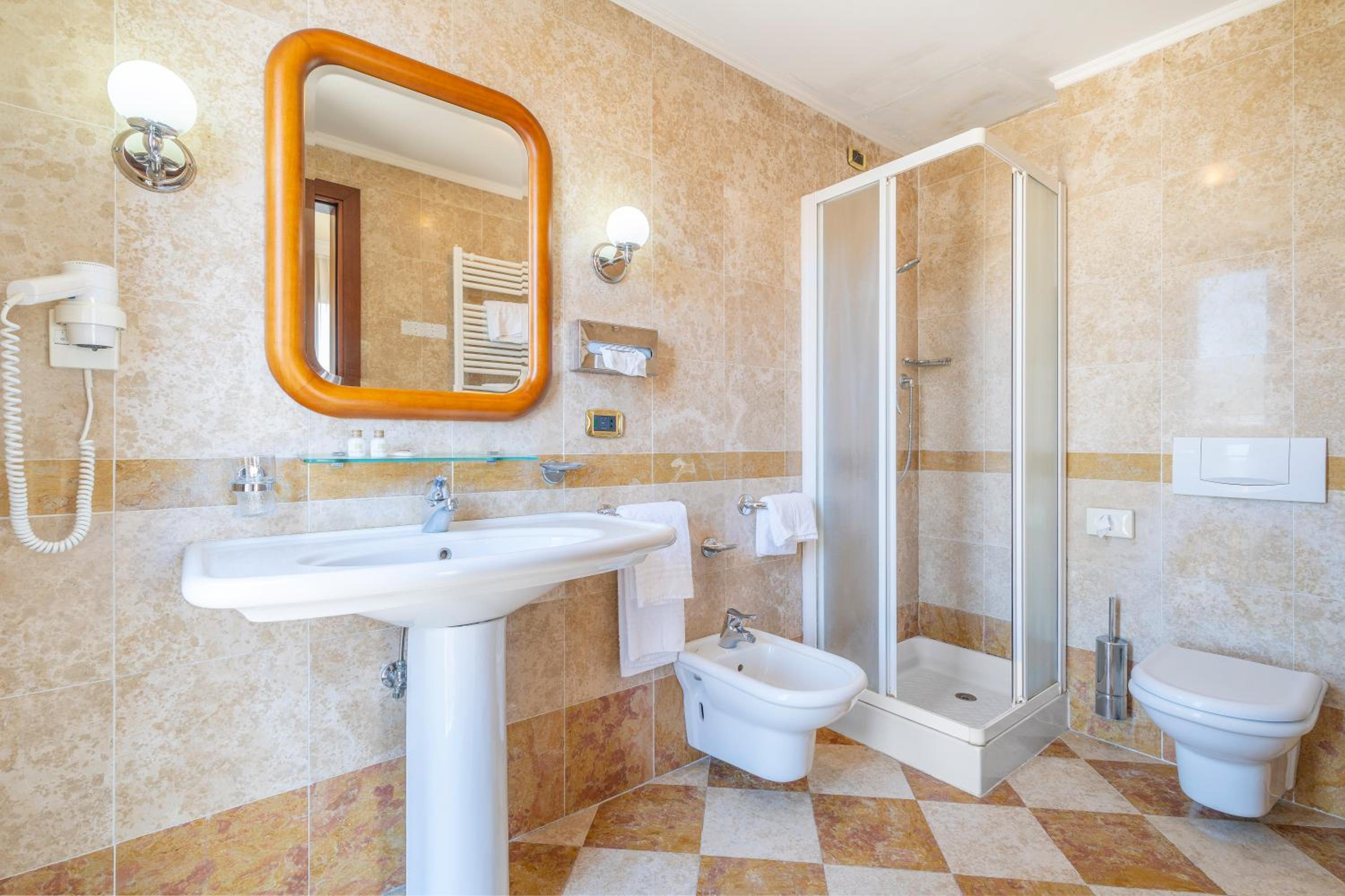 Double Room with Side Lagoon View