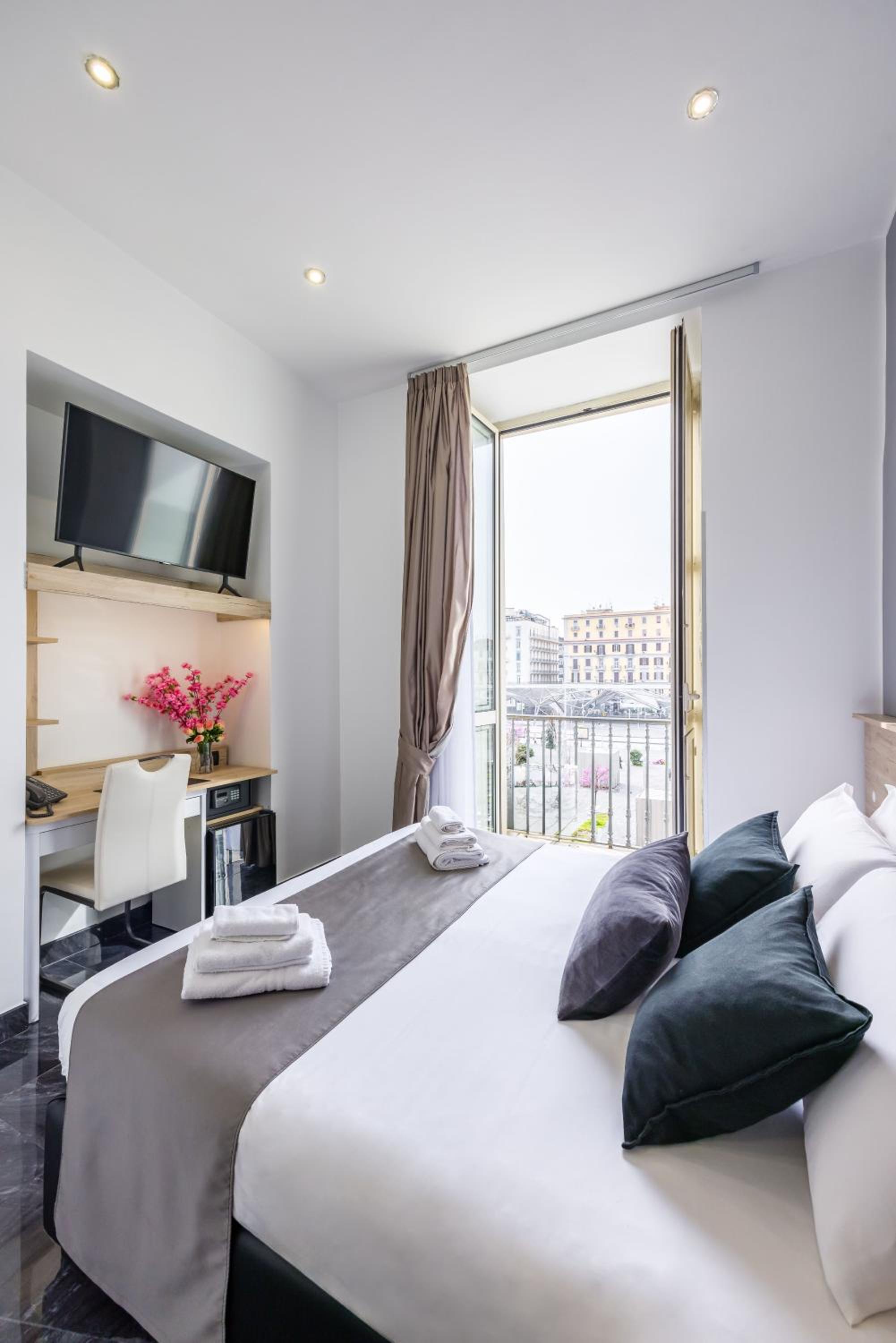 Double Room with Mountain View