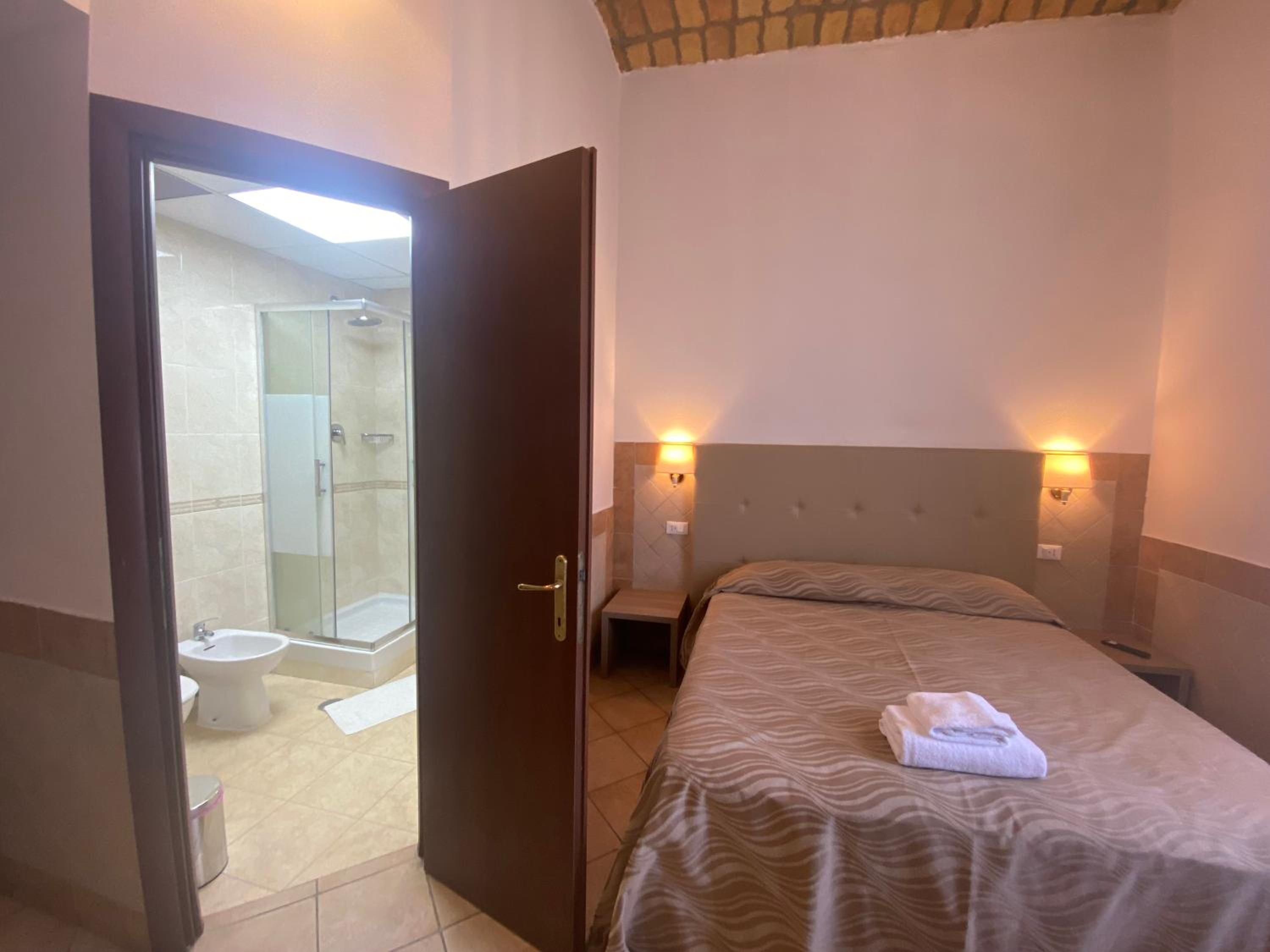Double Room with Private Bathroom