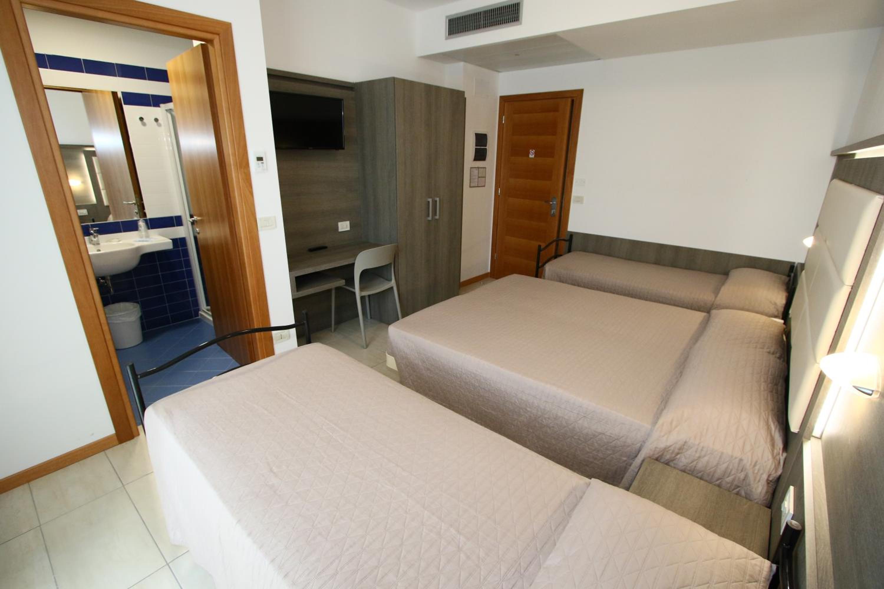 Superior Quadruple Room