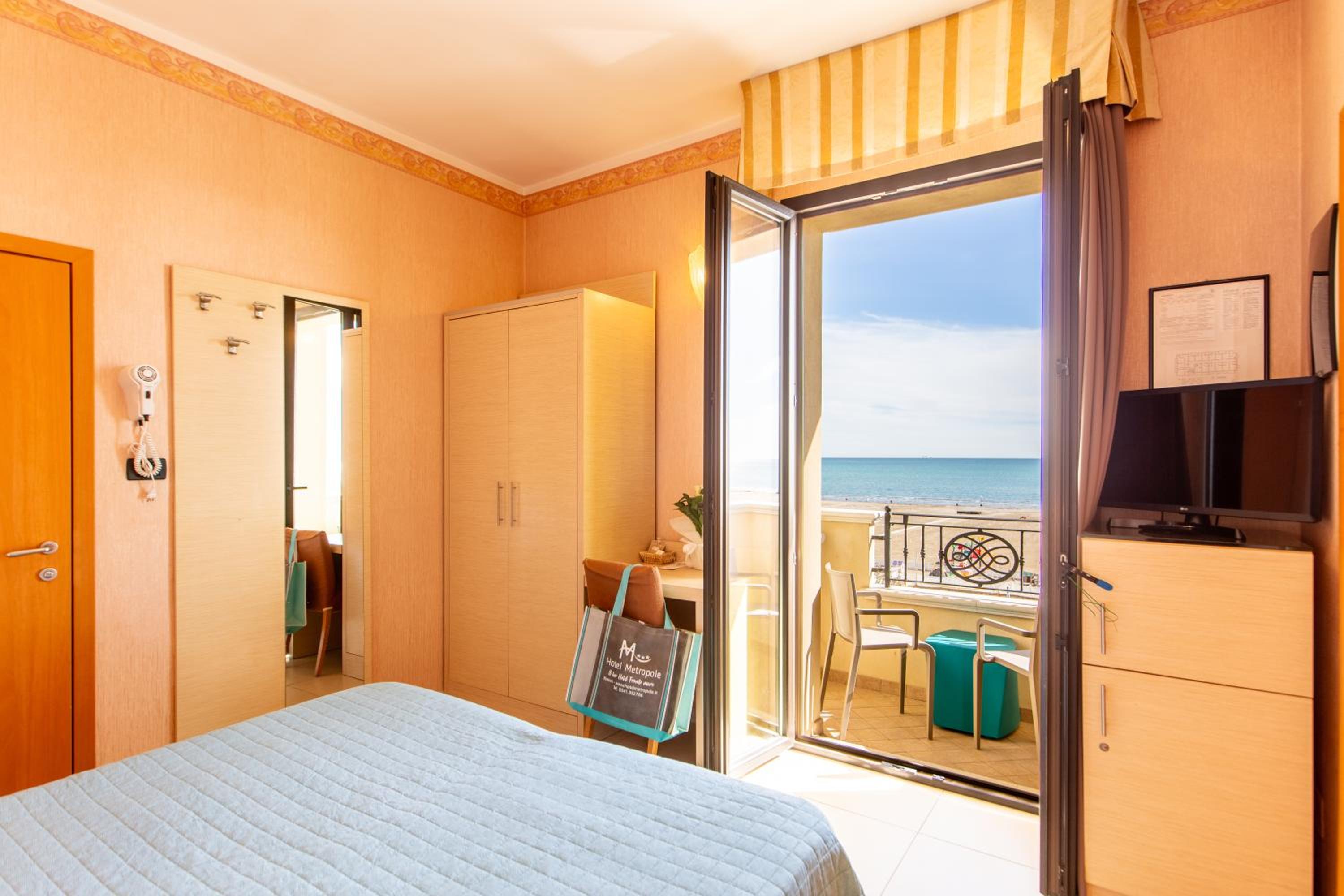 Superior Double or Twin Room with Sea View