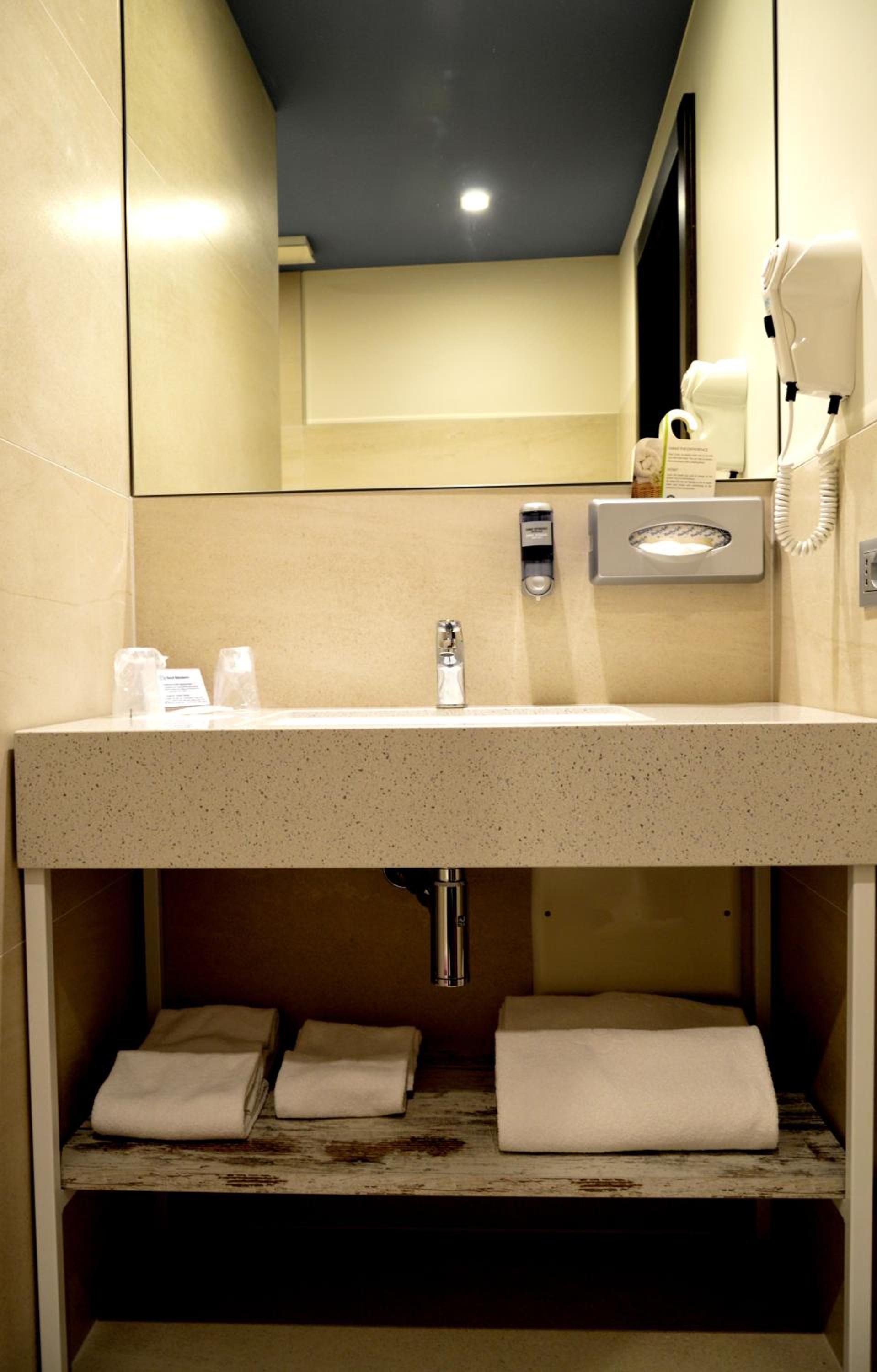 Comfort Twin Room with Single Sofa Bed