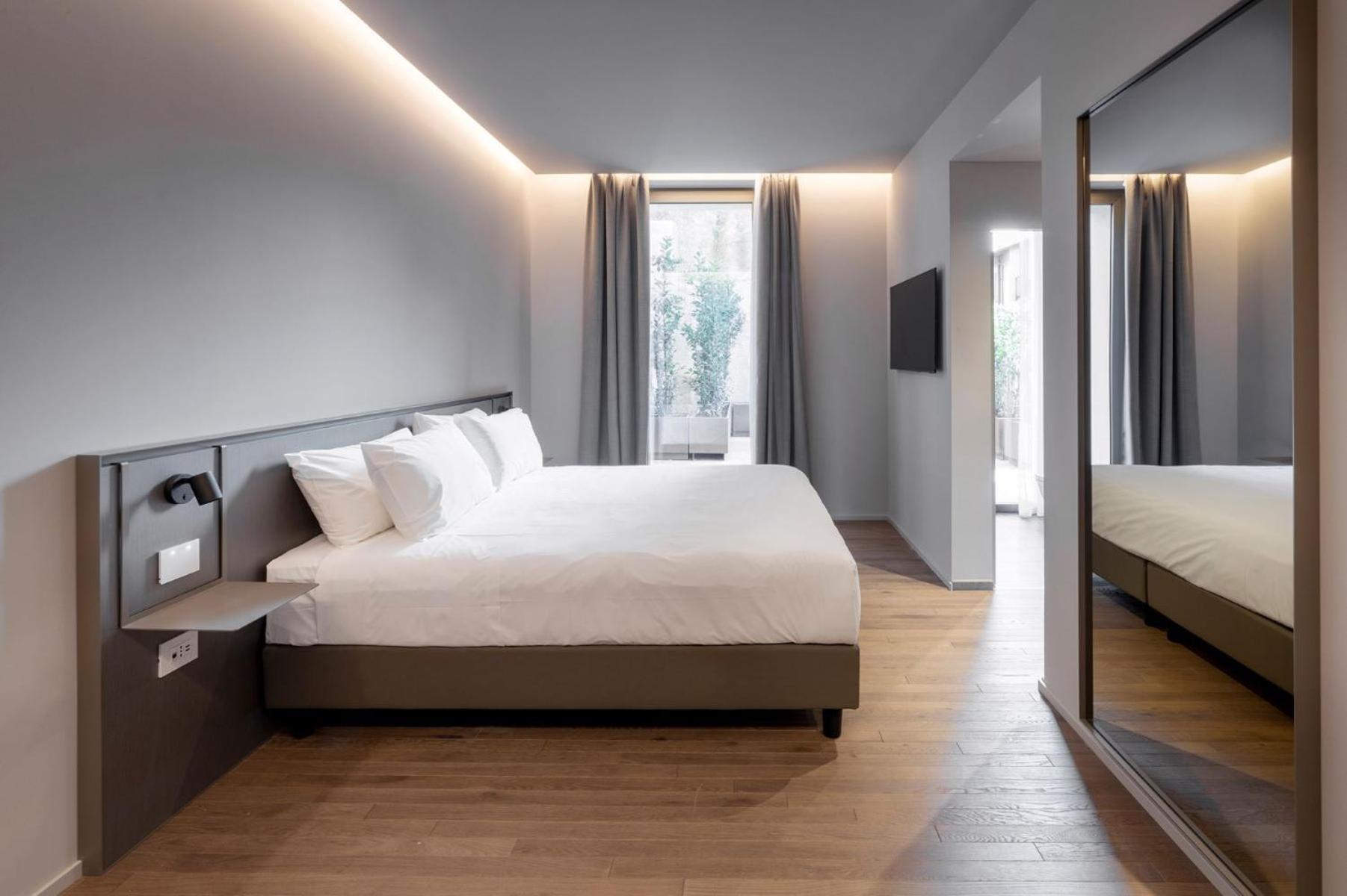 Superior Double or Twin Room with Terrace