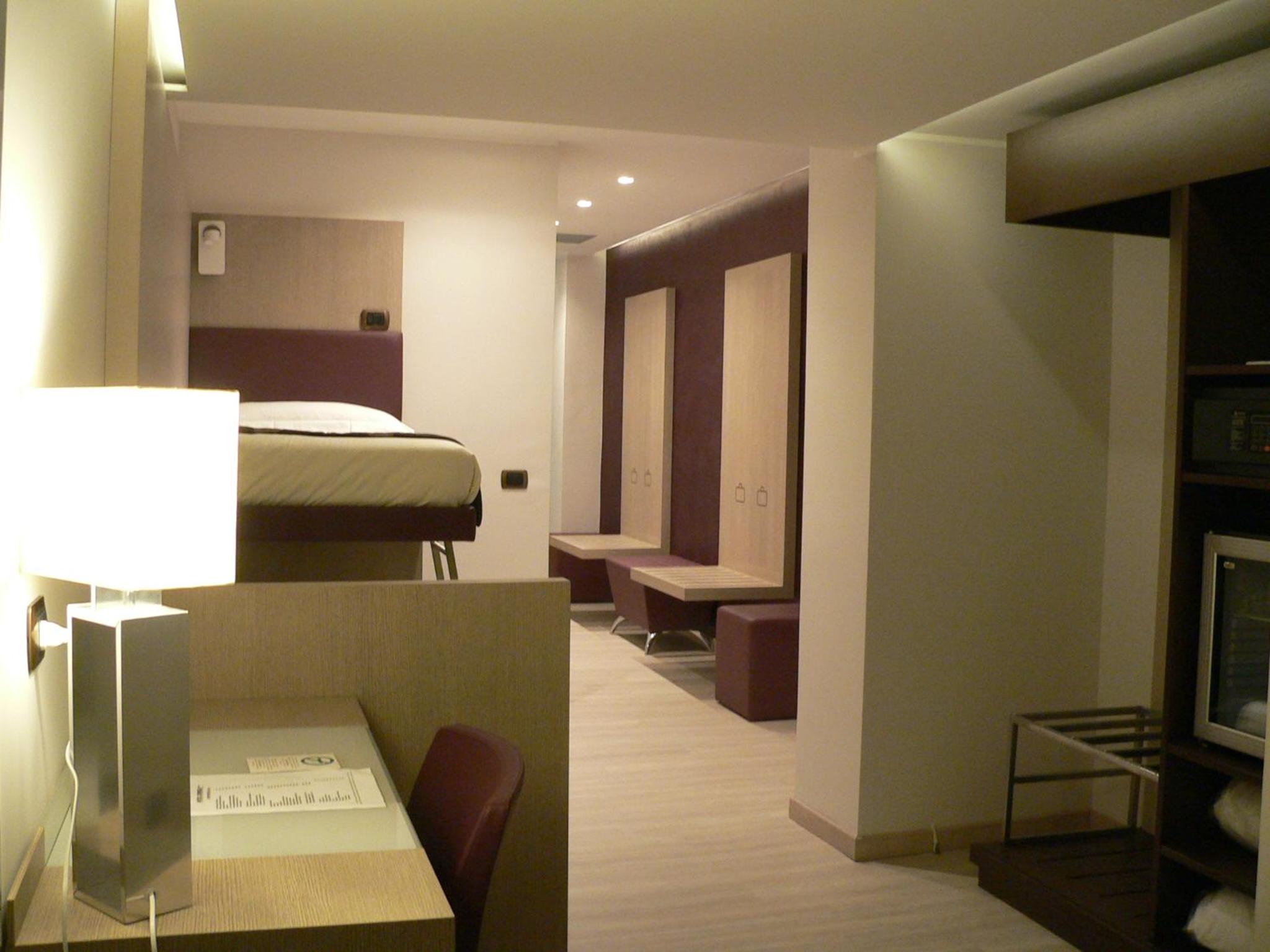 Quadruple Room with Private Bathroom