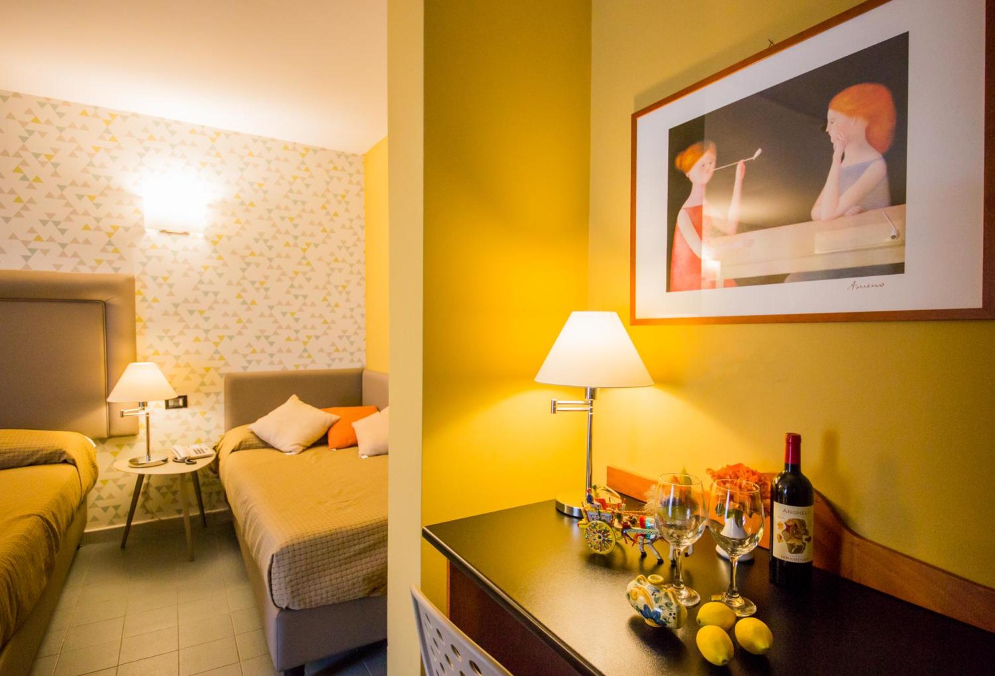Triple Room