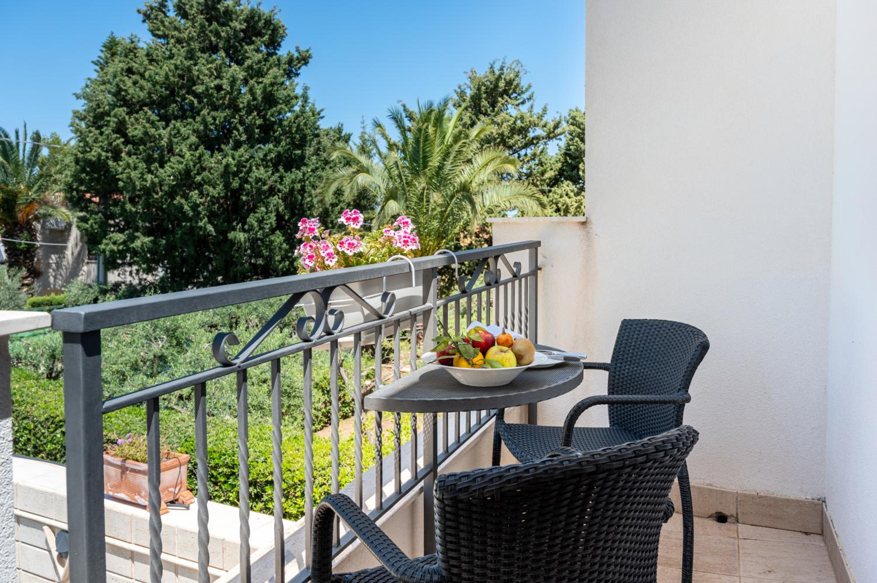 Superior Double or Twin Room with Garden View