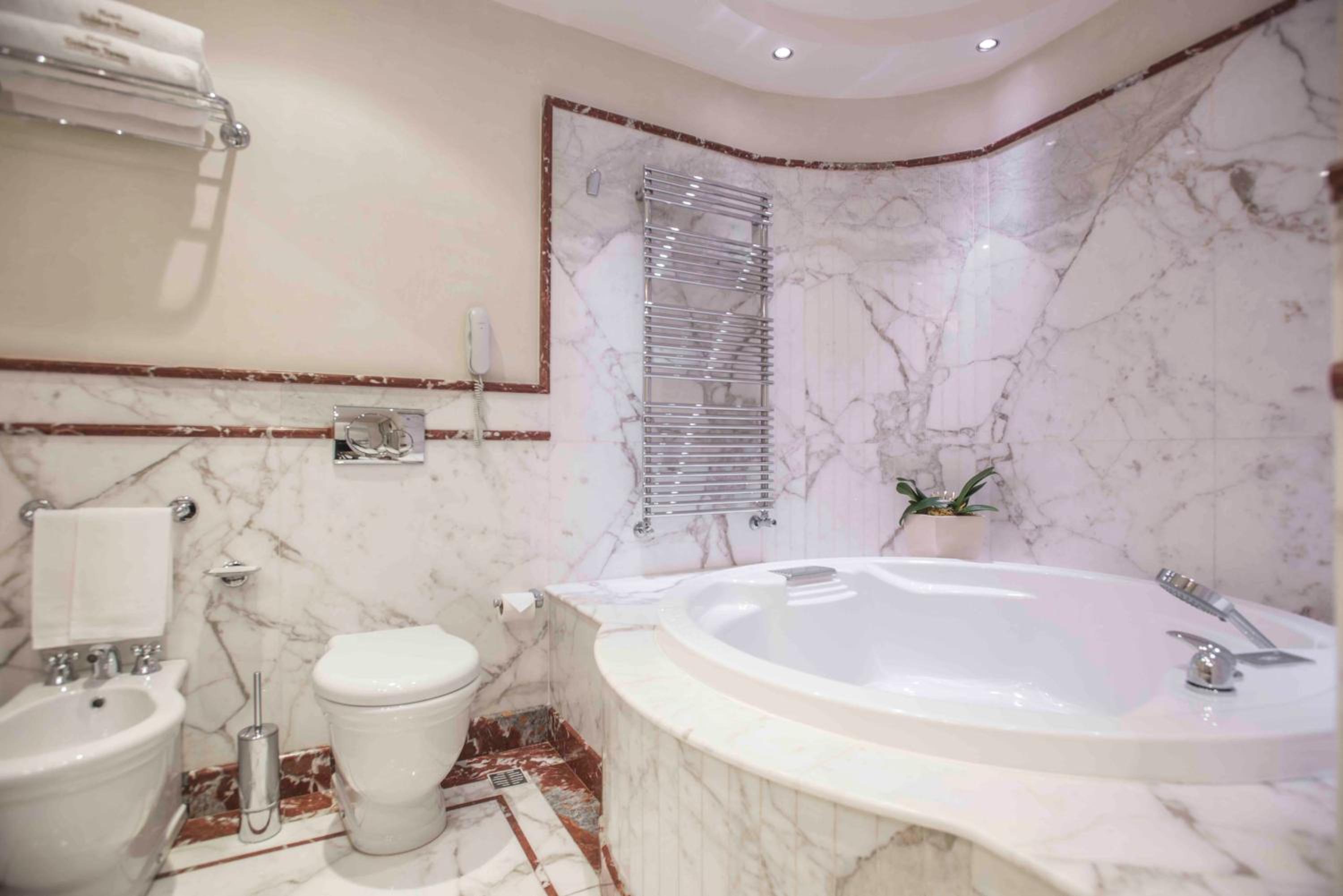 Deluxe Double Room with Spa Bath - Tower