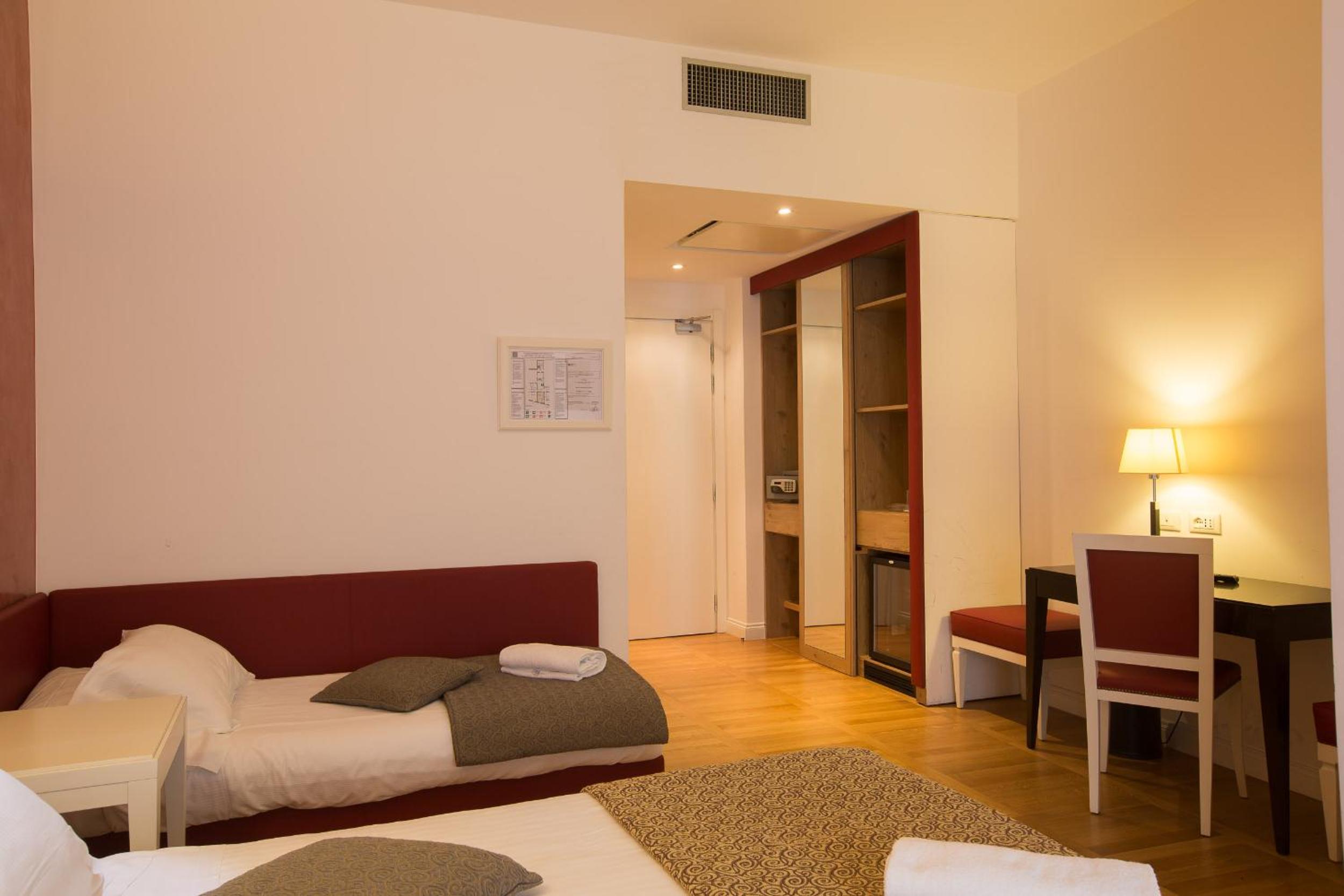 Superior Triple Room