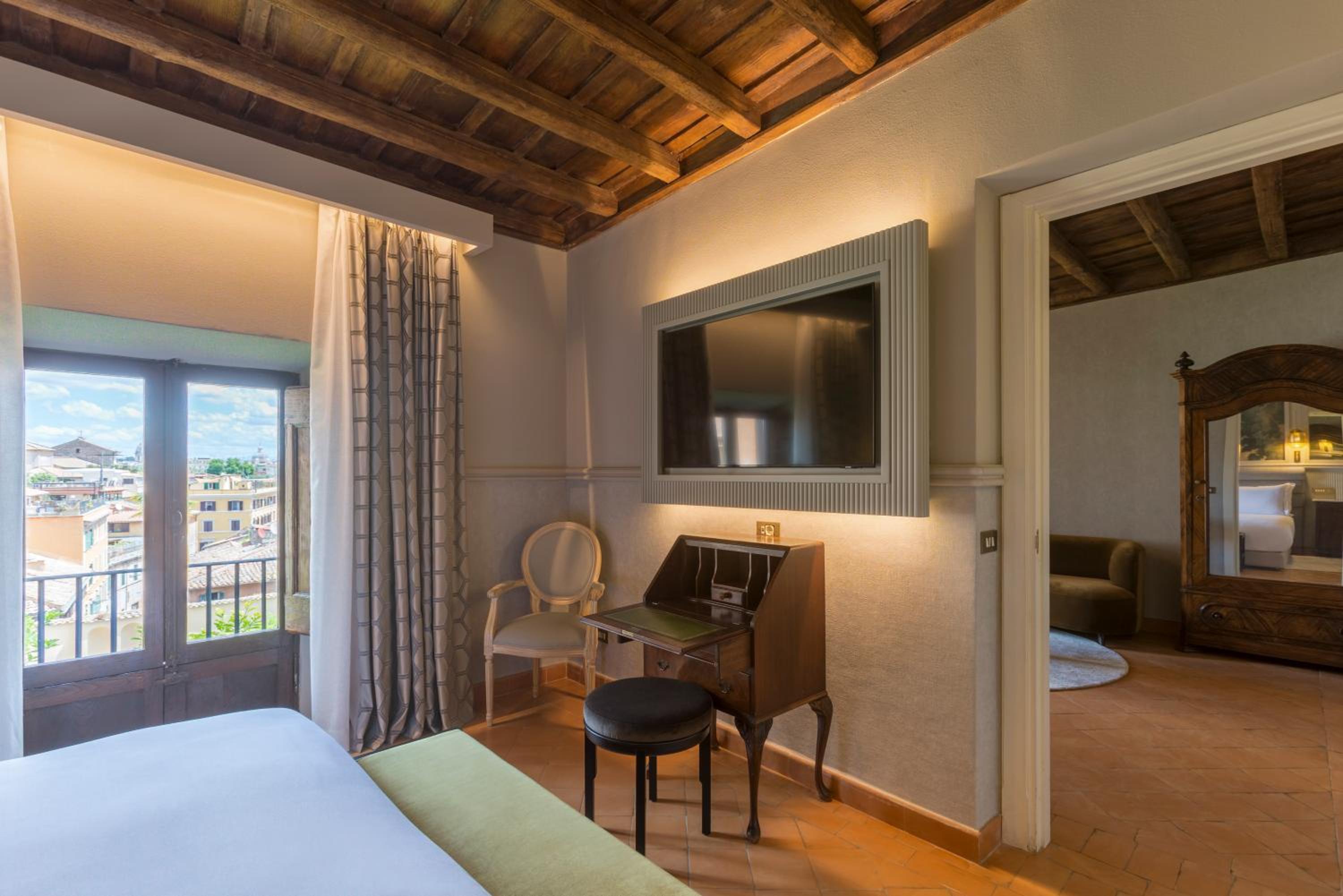 Suite with Garden View