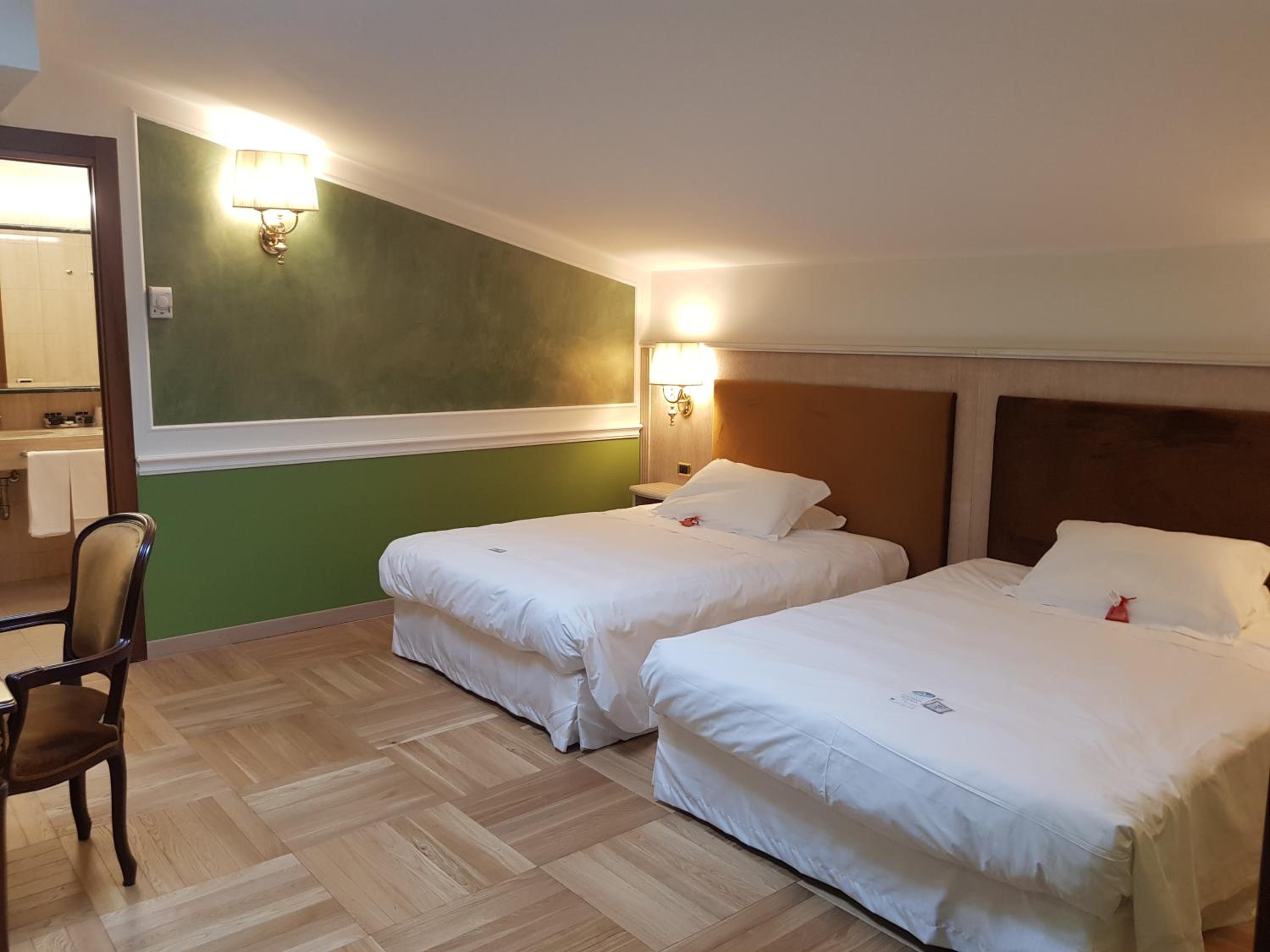Triple Room