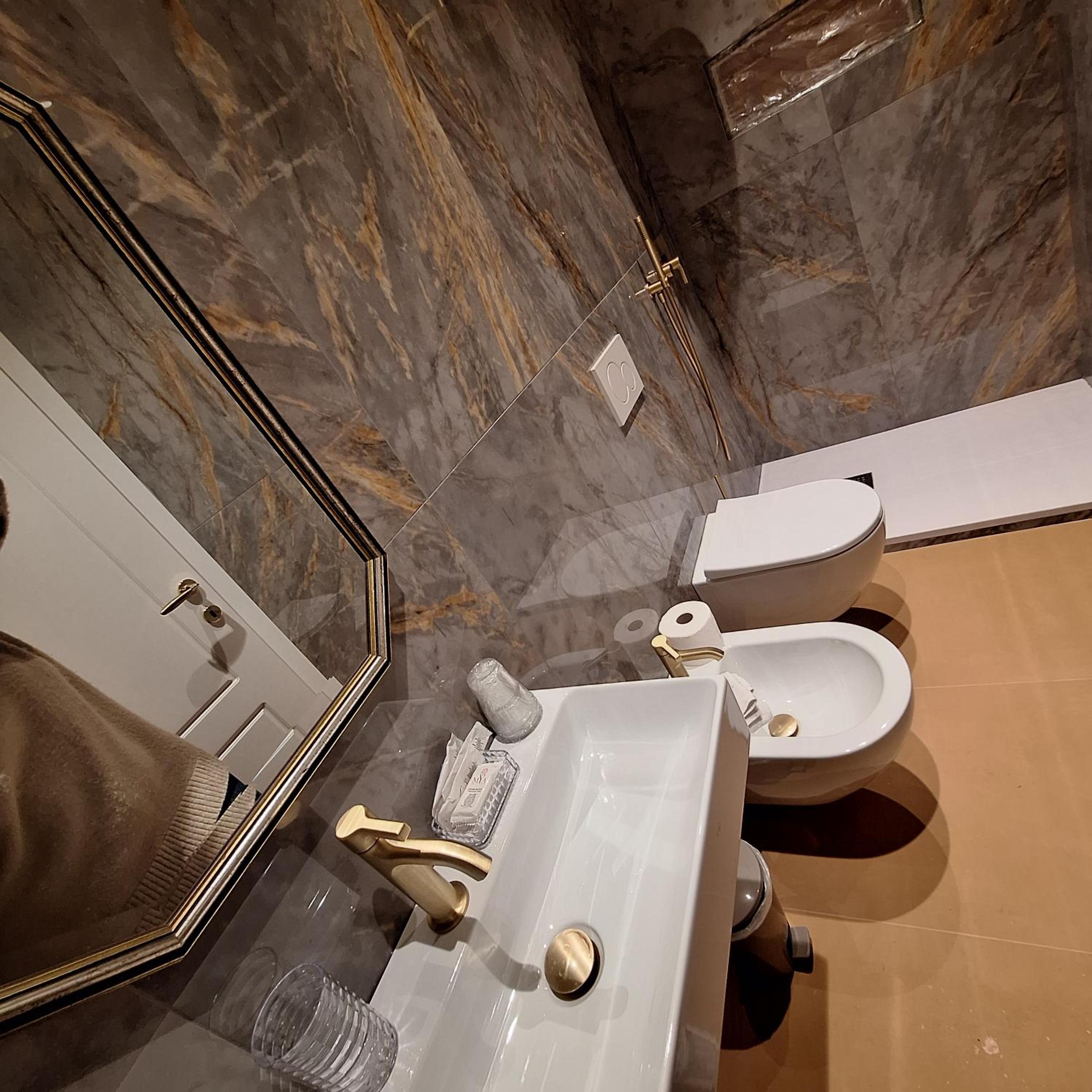 Triple Room with Stairs Access 