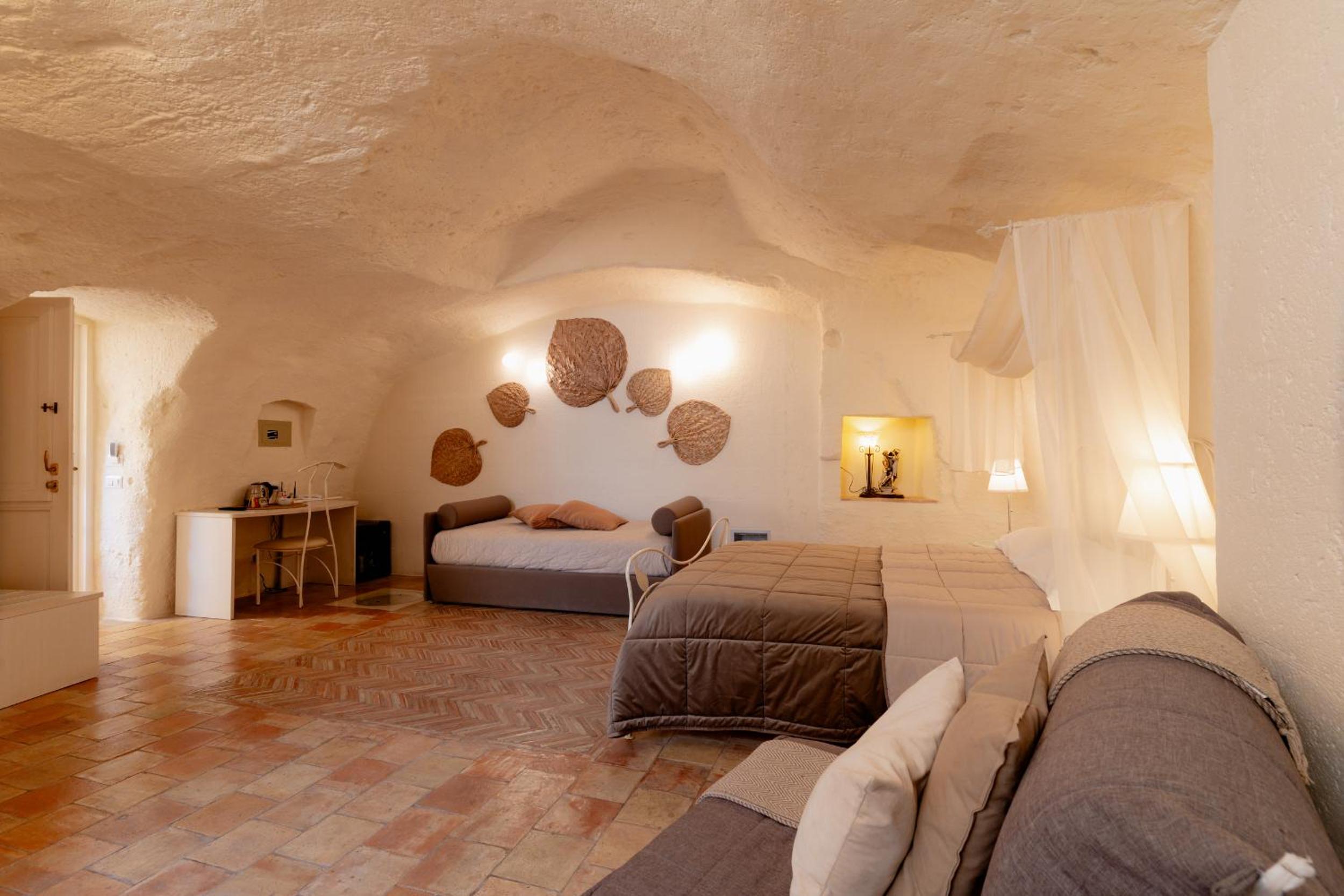 Superior Double Room - Cave