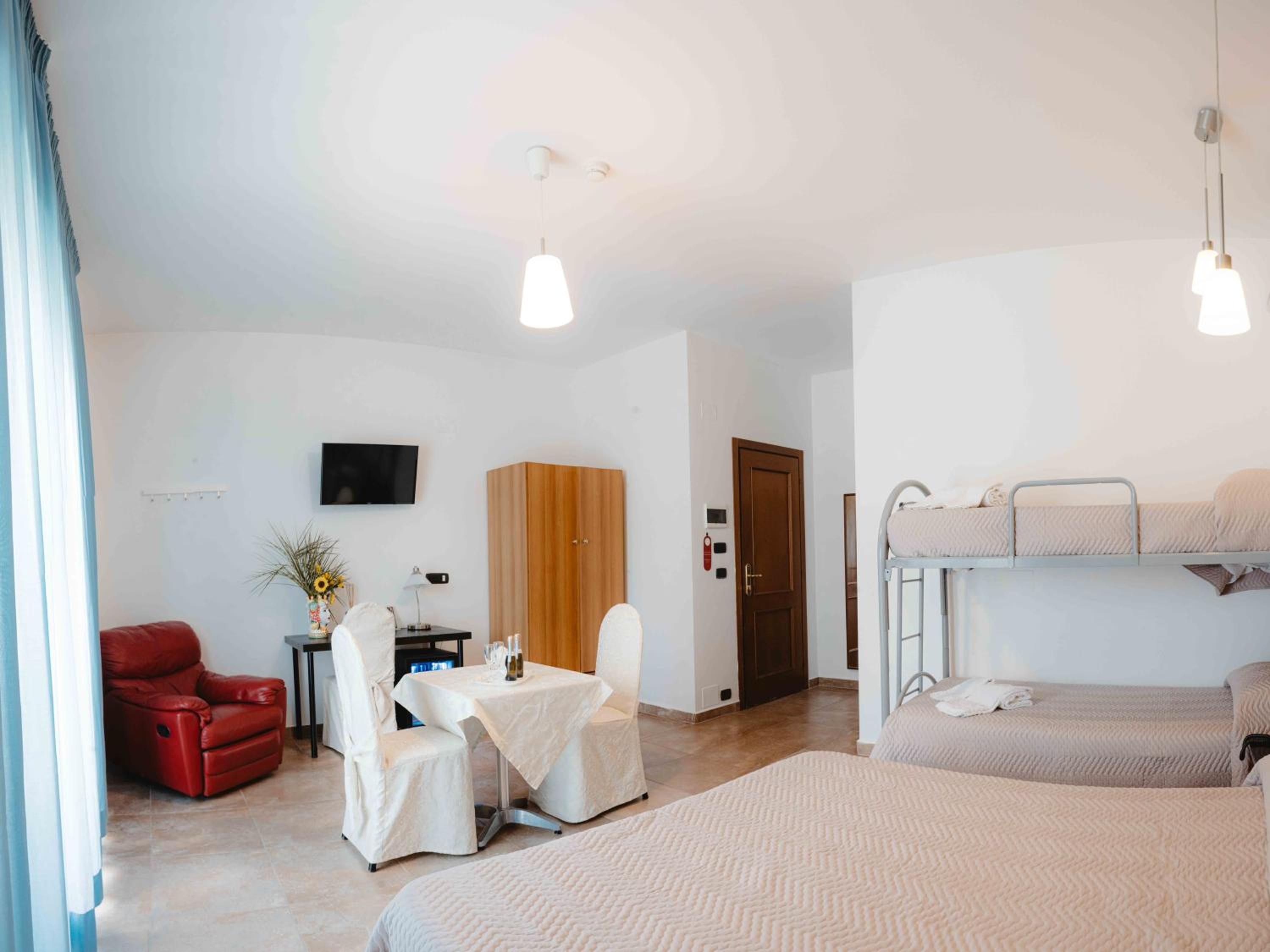 Comfort Quadruple Room