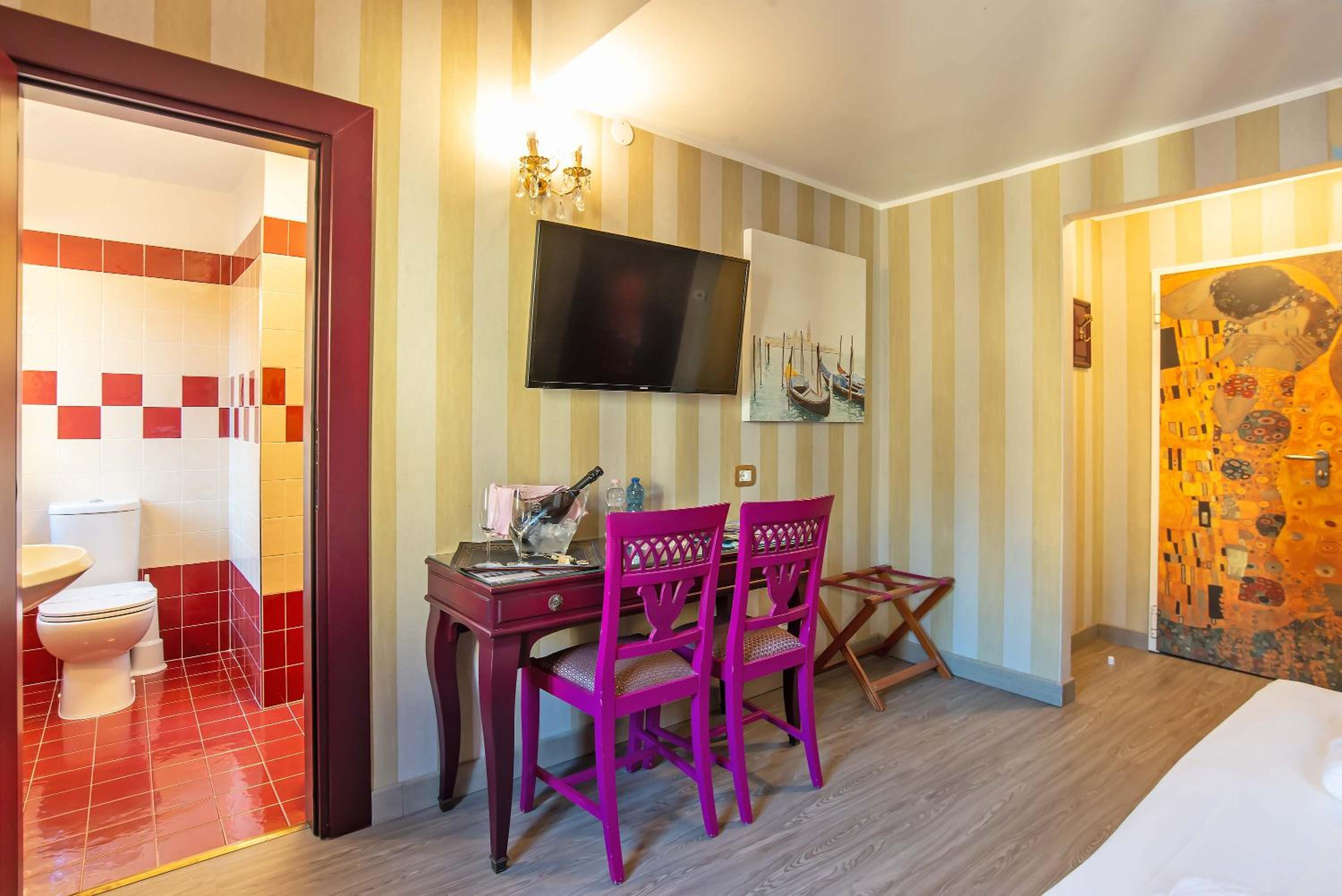 Comfort Double or Twin Room