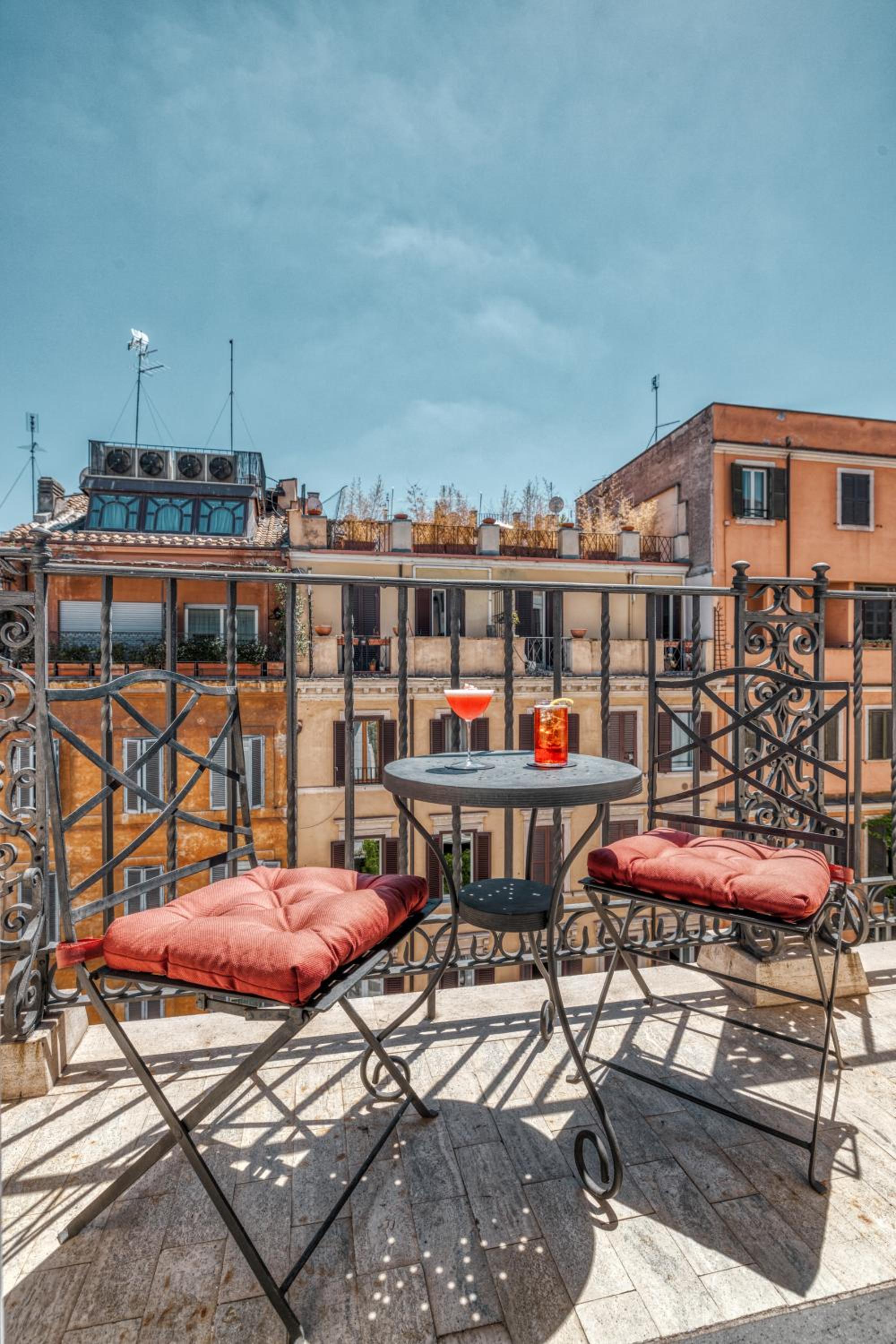 Premium Corner Room with Balcony