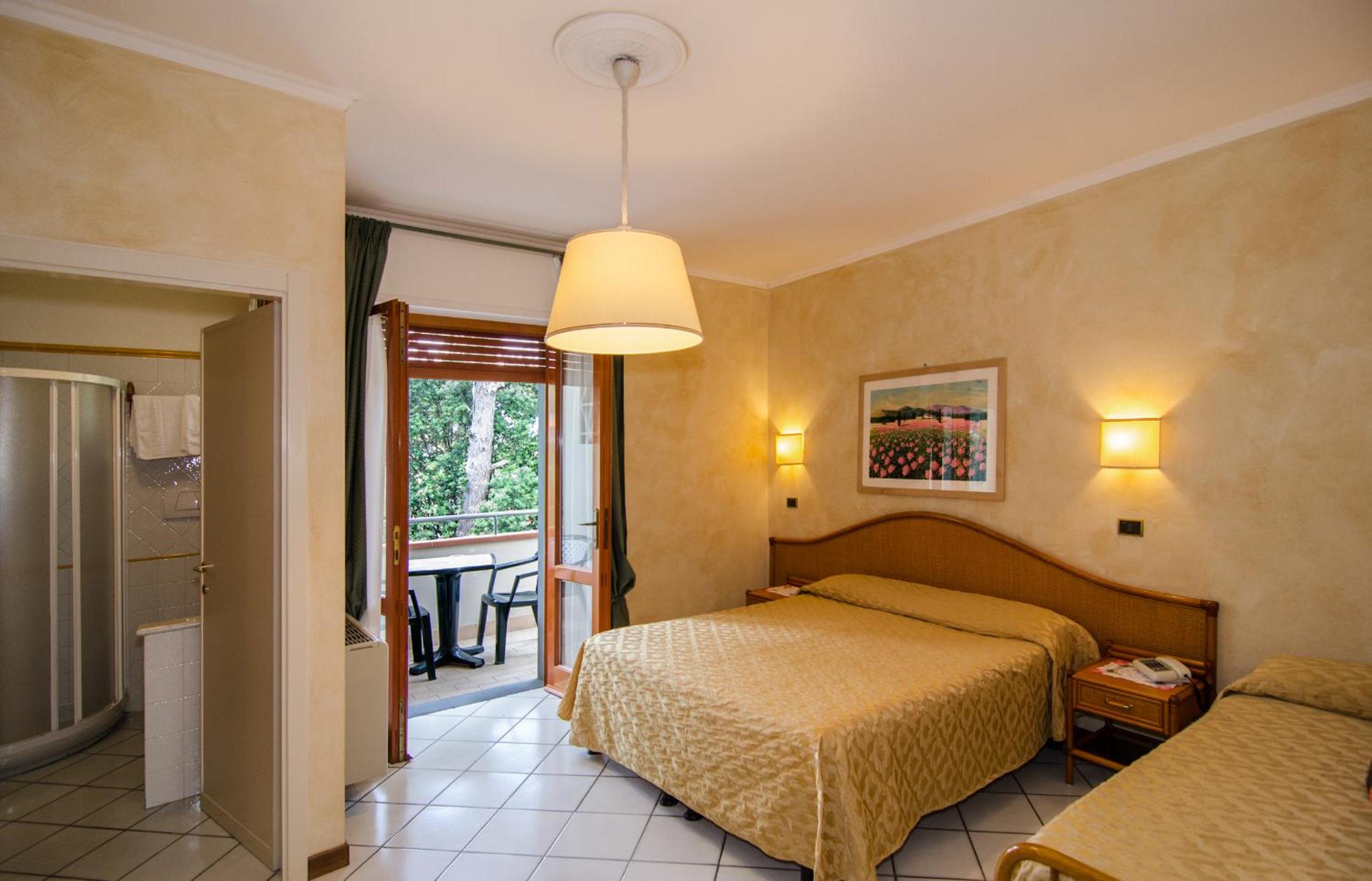 Classic Quadruple Room