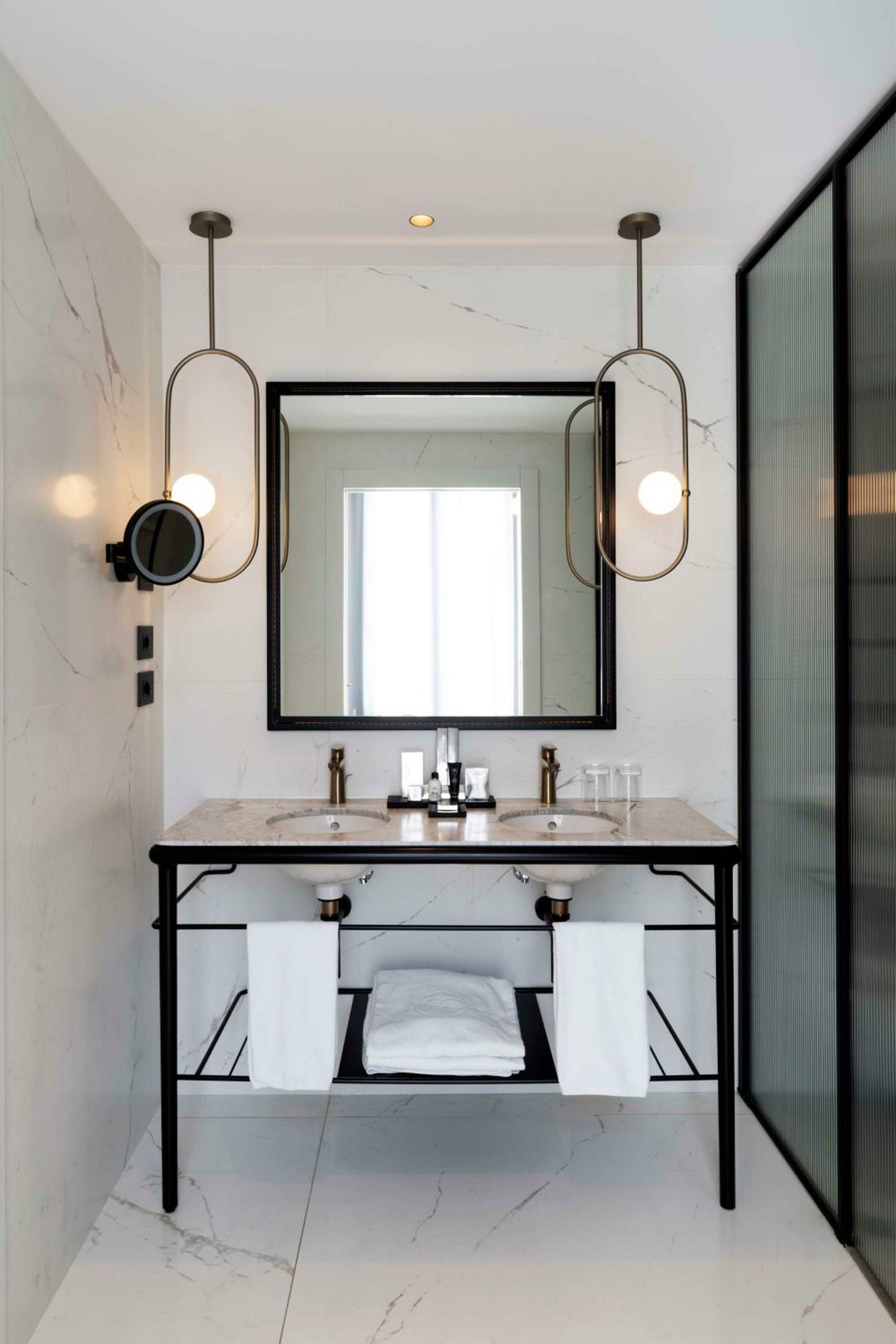 Renaissance Junior Suite