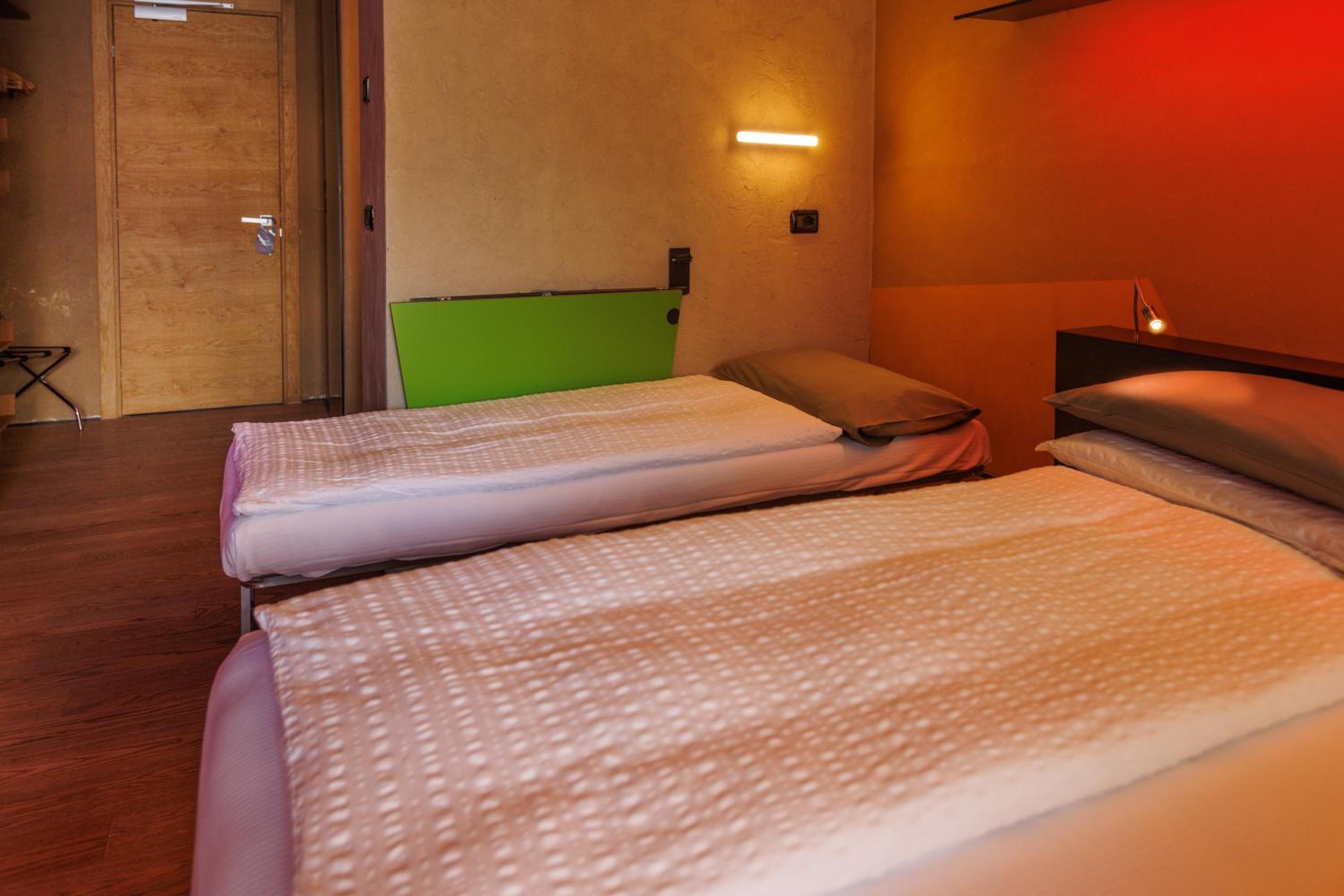 Triple Room Front Lake with Balcony (2 adults  + 1 child) 