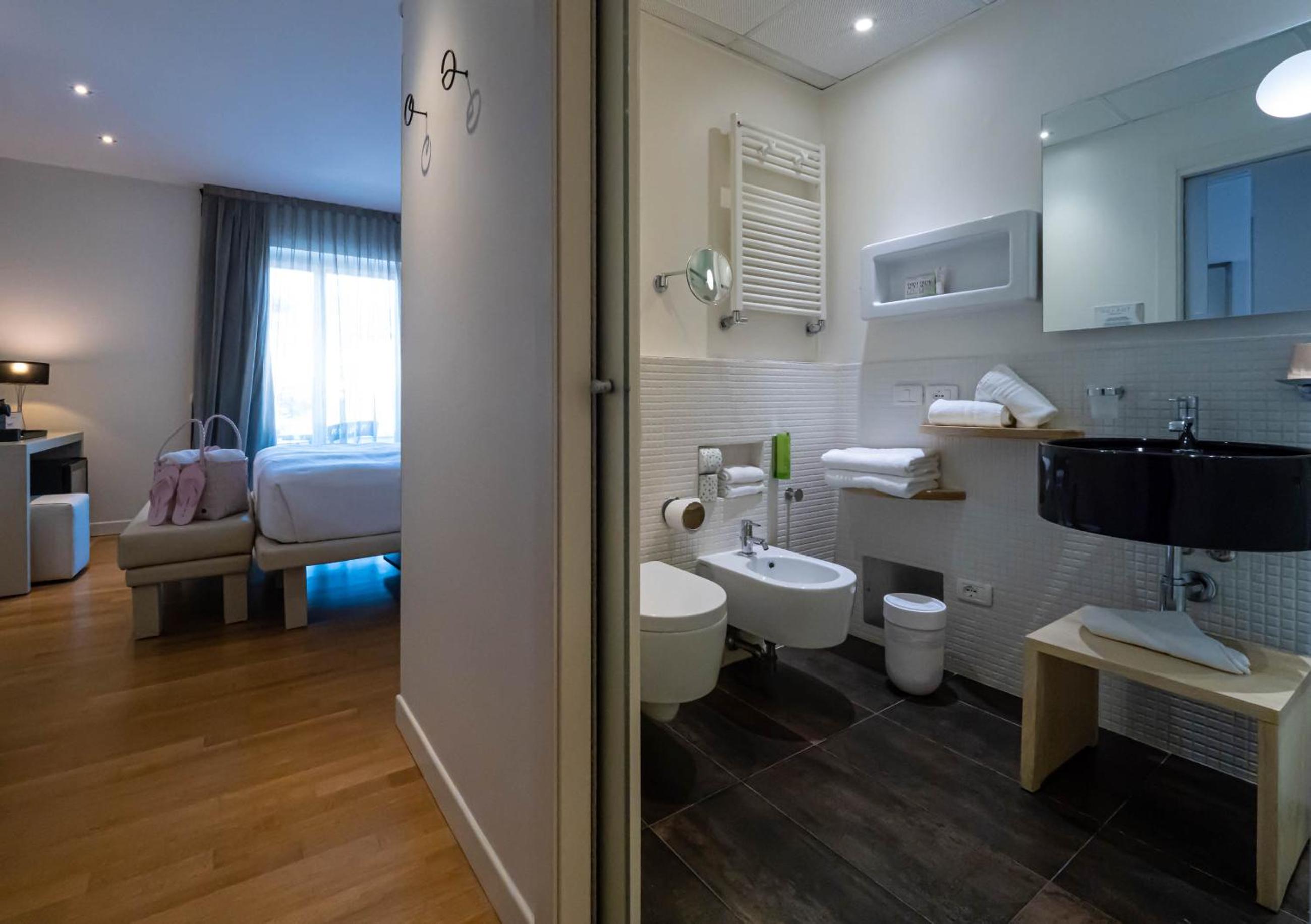 Design Double or Twin Room