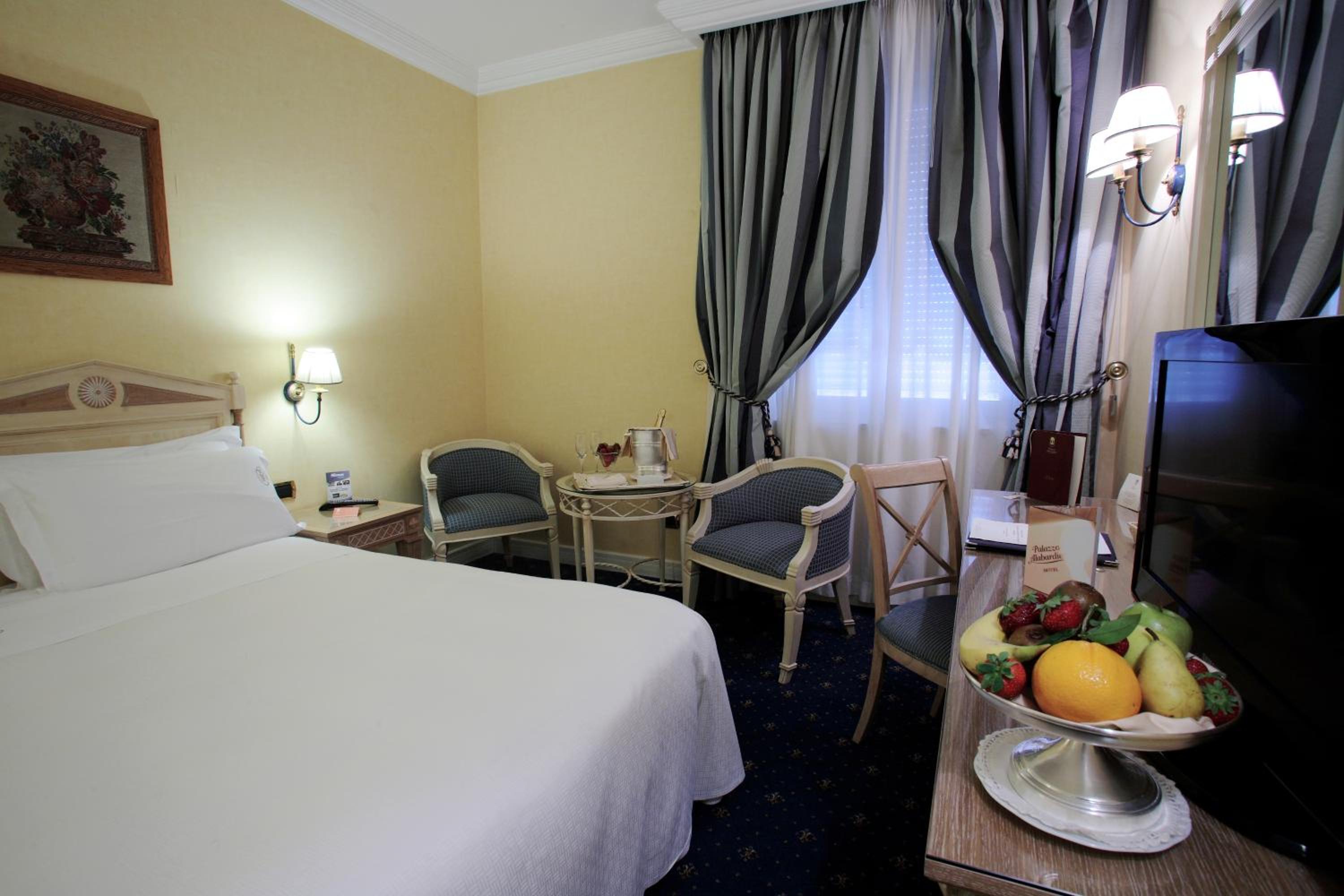 Classic Double or Twin Room