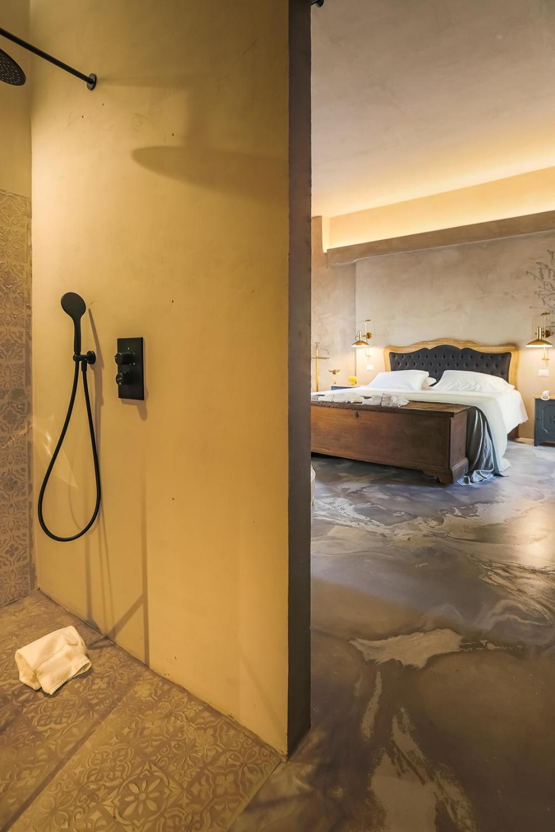 Junior Suite with Balcony