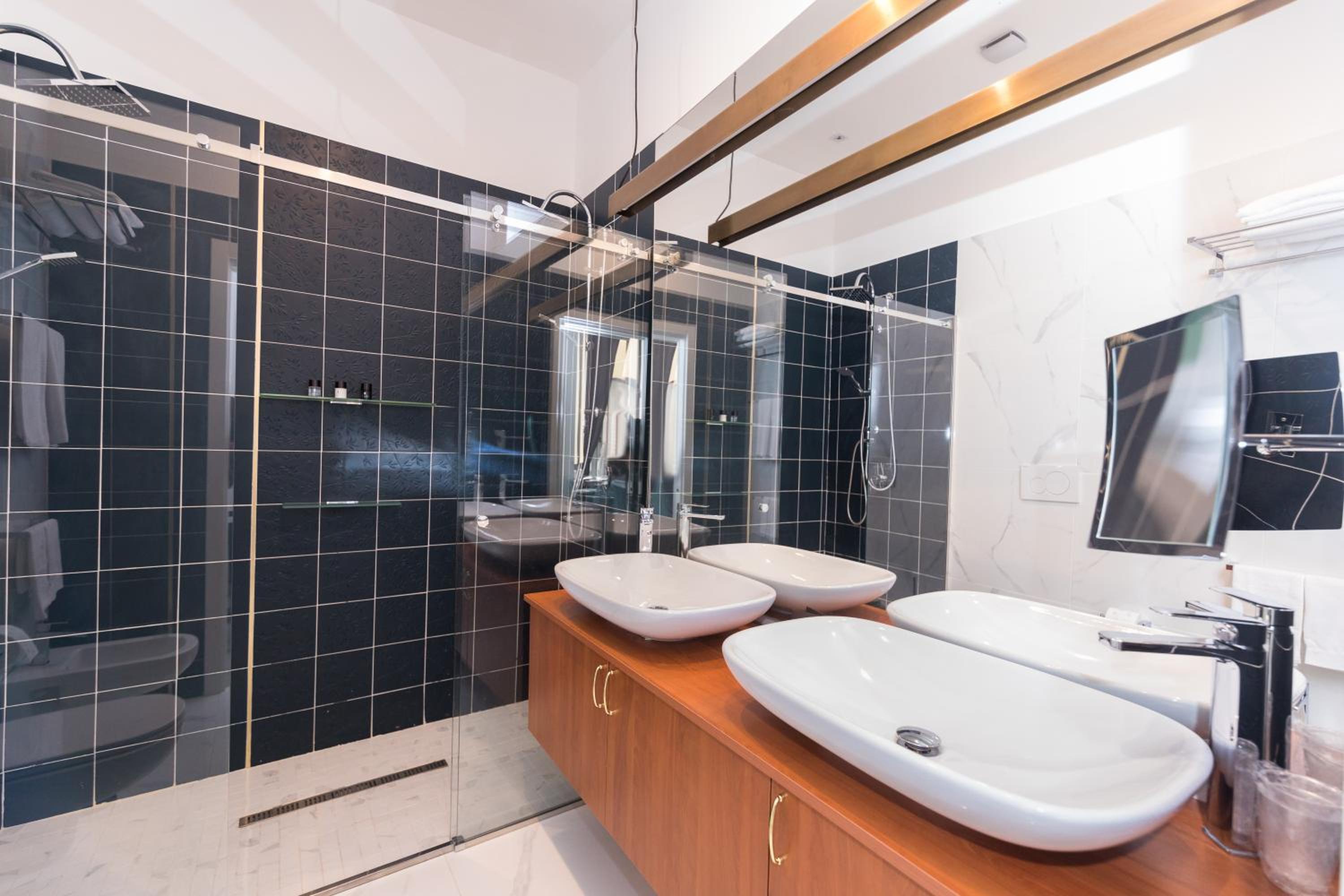 Deluxe Junior Suite