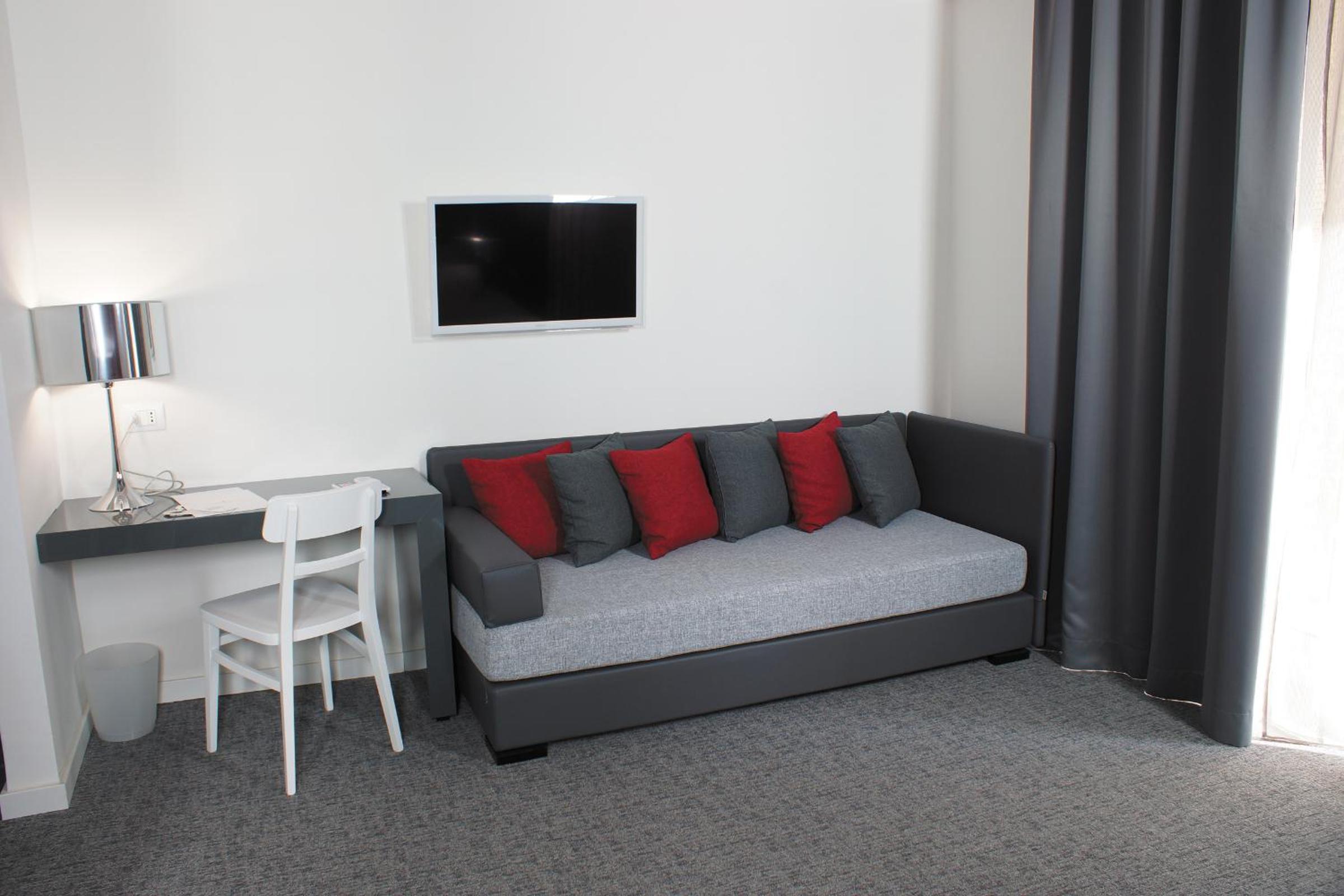 Triple Room with Private Bathroom