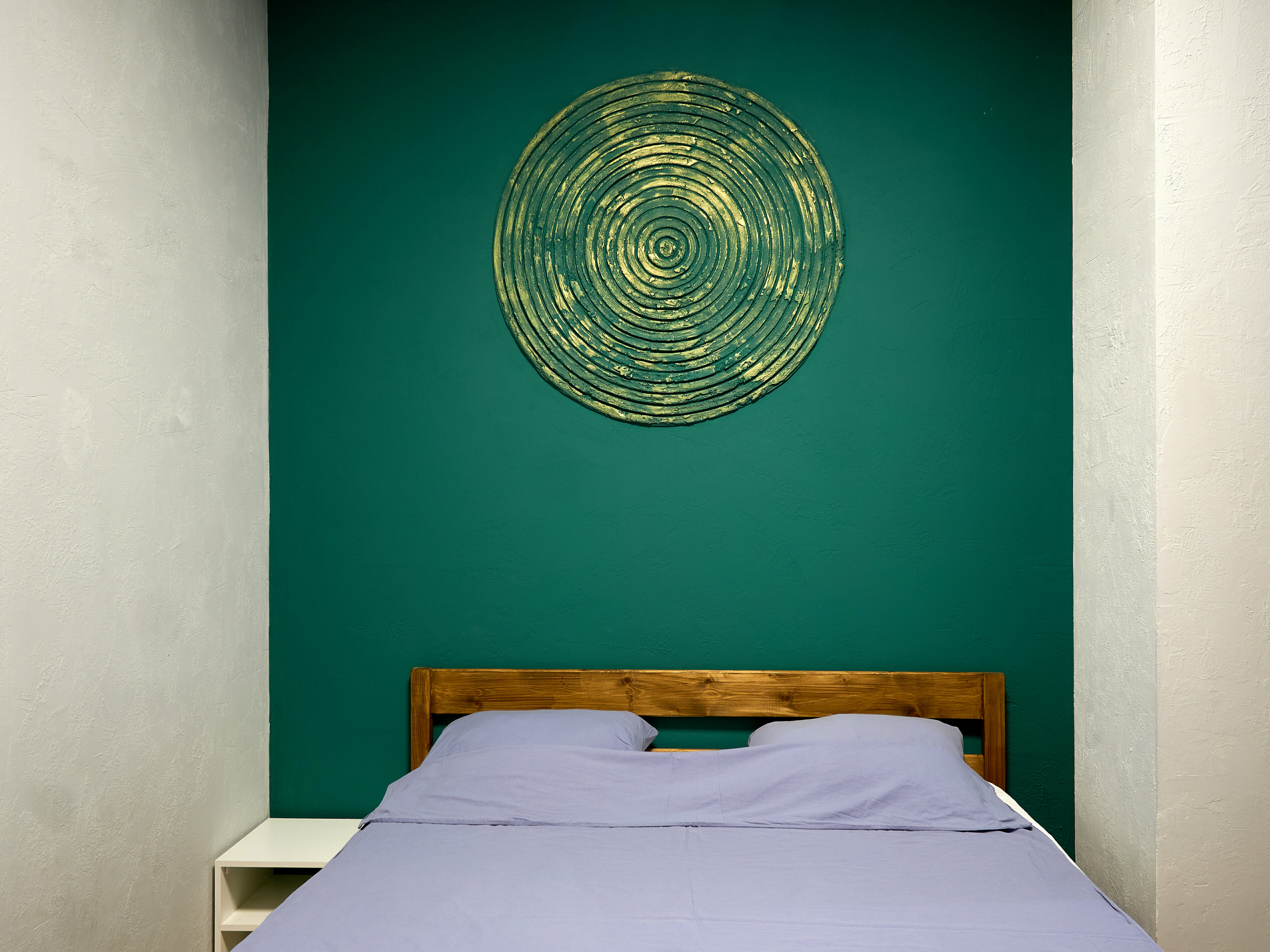 Семейный номер с общей ванной комнатой