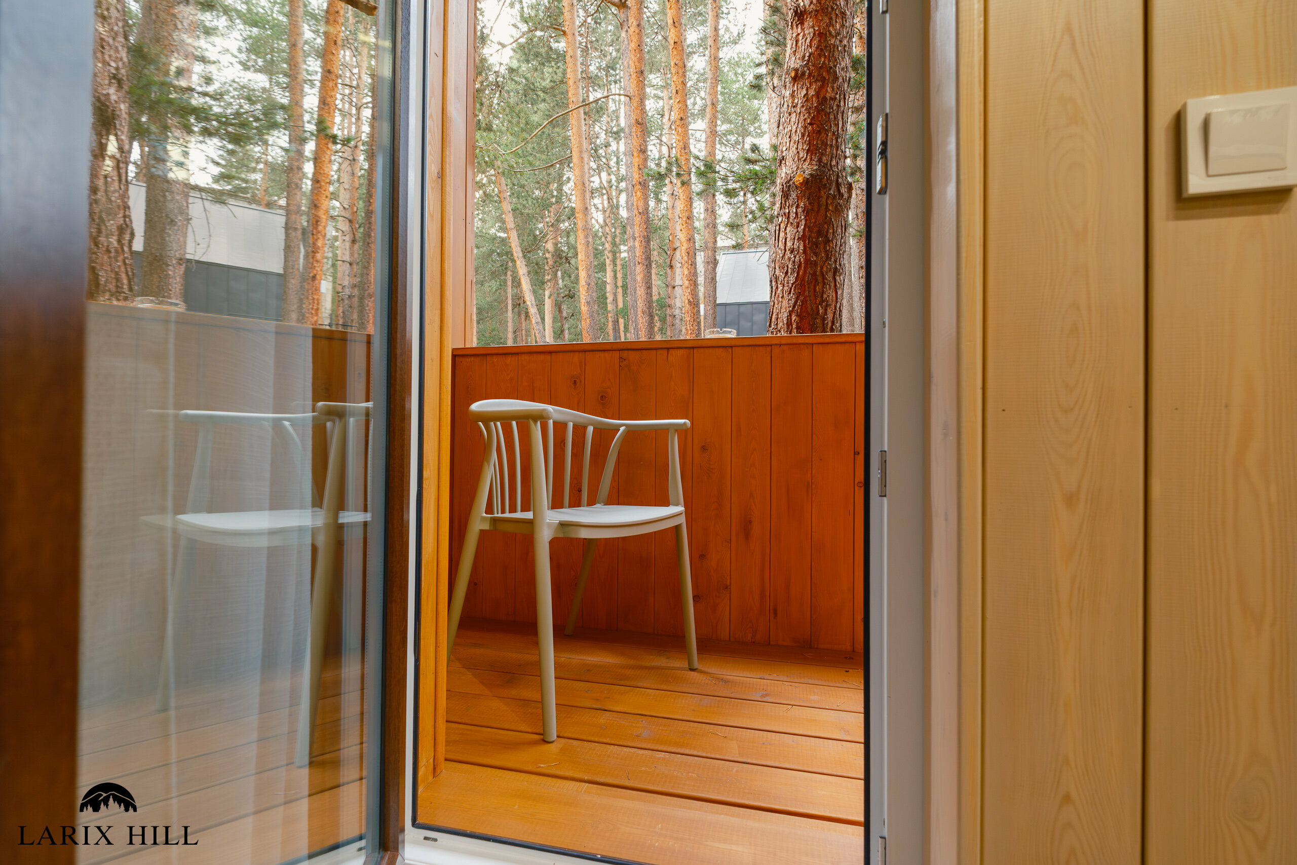 Двухместный номер с 1 кроватью, либо 2 отдельными кроватями, 1 этаж Л