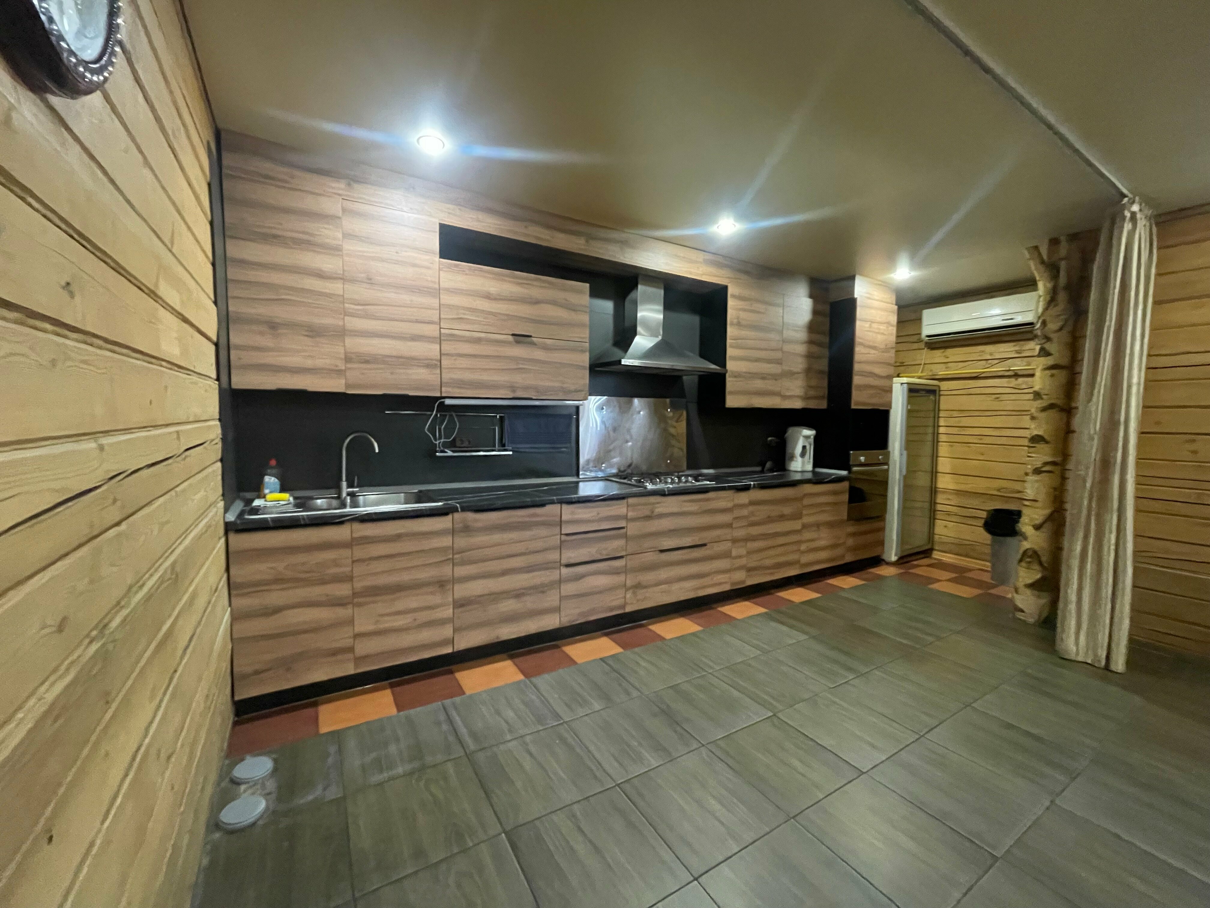 Дом с собственным бассейном