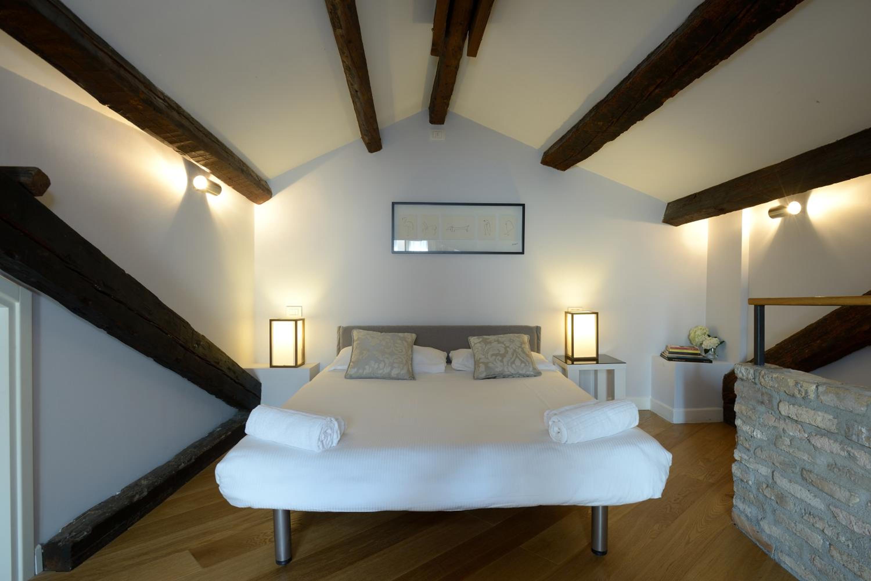 Two-Bedroom Apartment (6 Adults) (San Marco 1859)