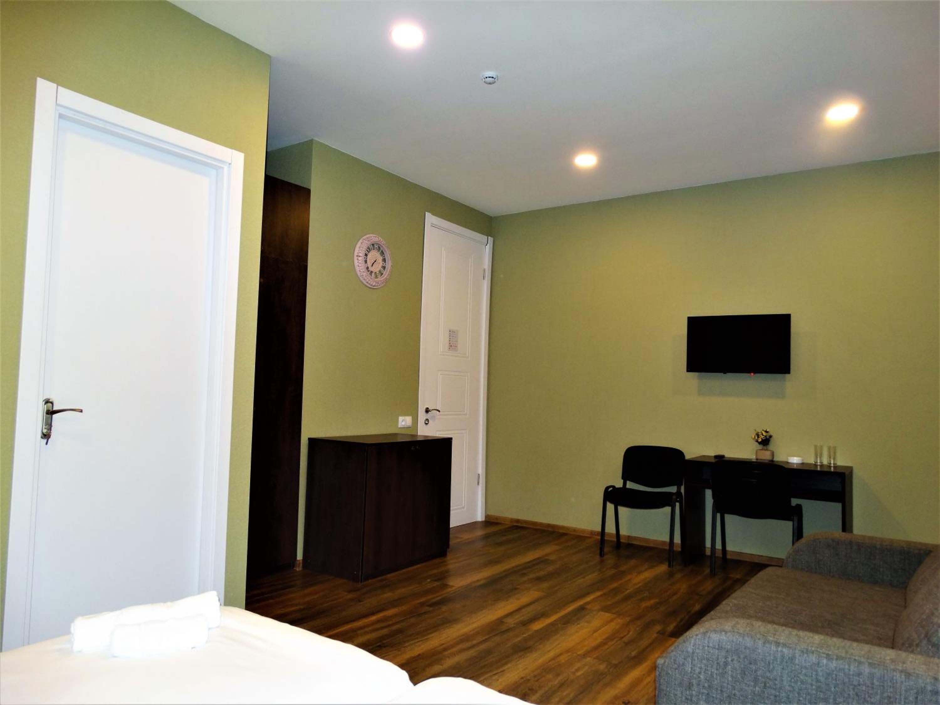 Twin Room with Extra Bed