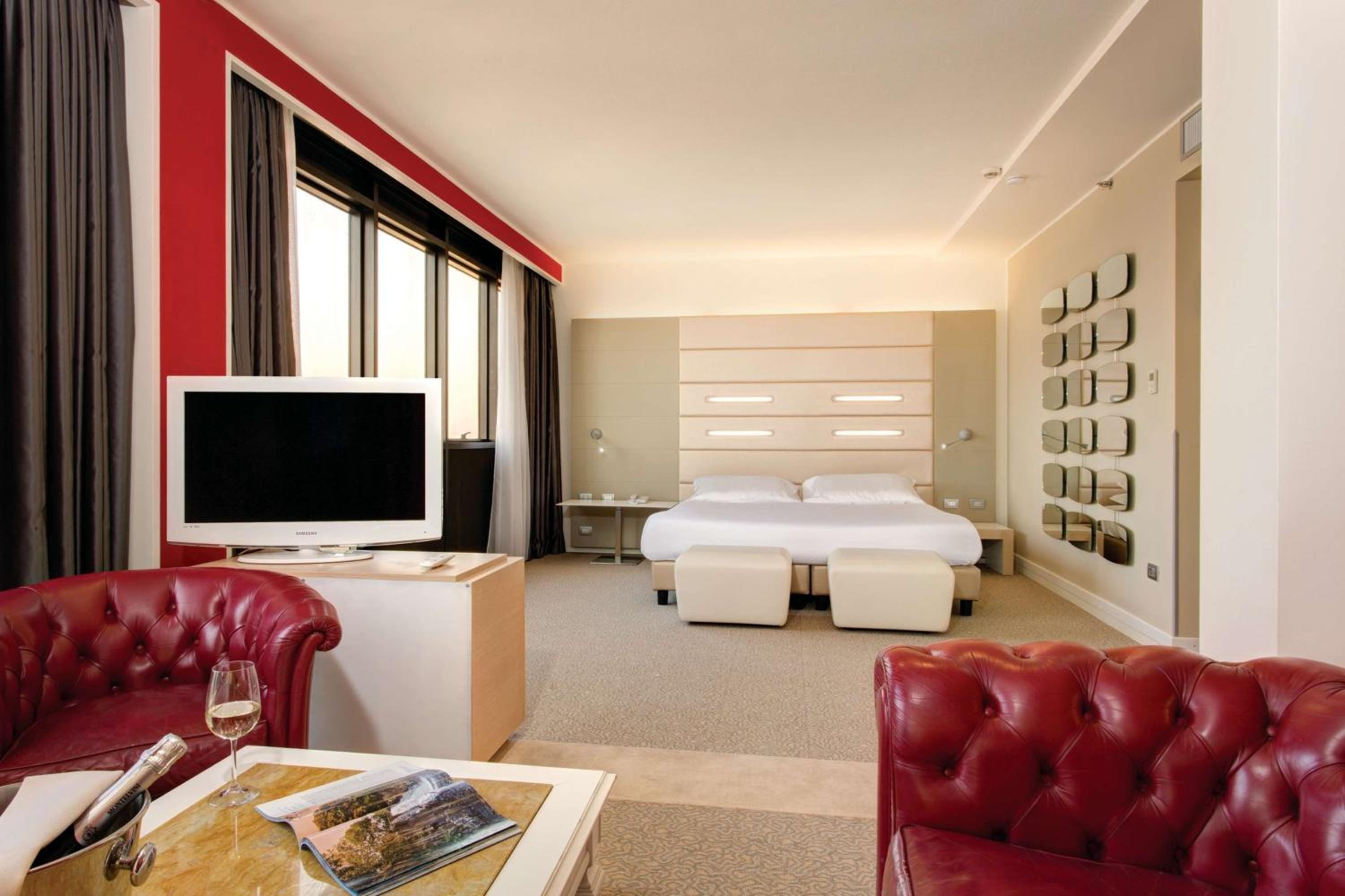 Deluxe Junior Suite