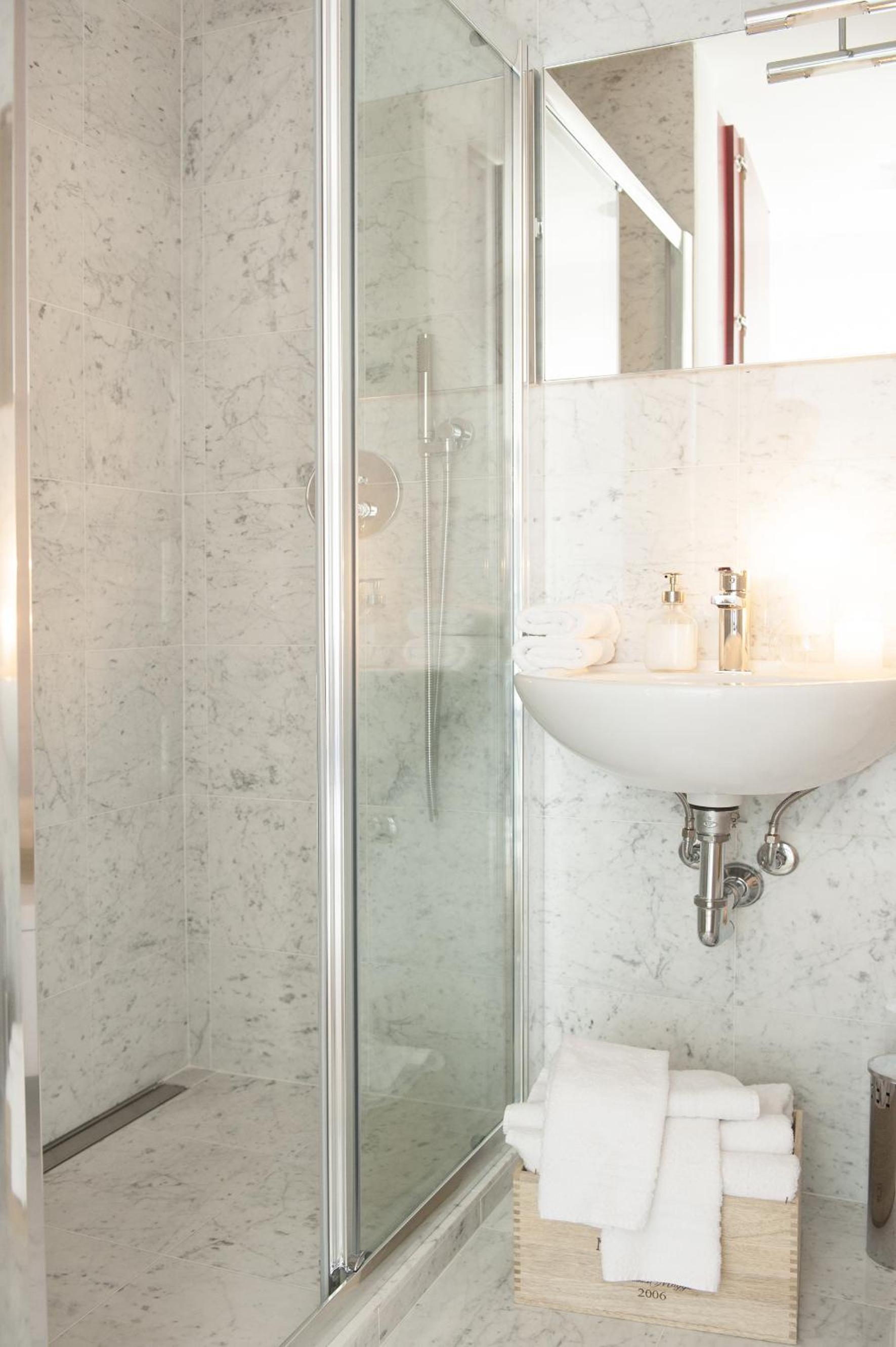 One-Bedroom Apartment - Penthouse 