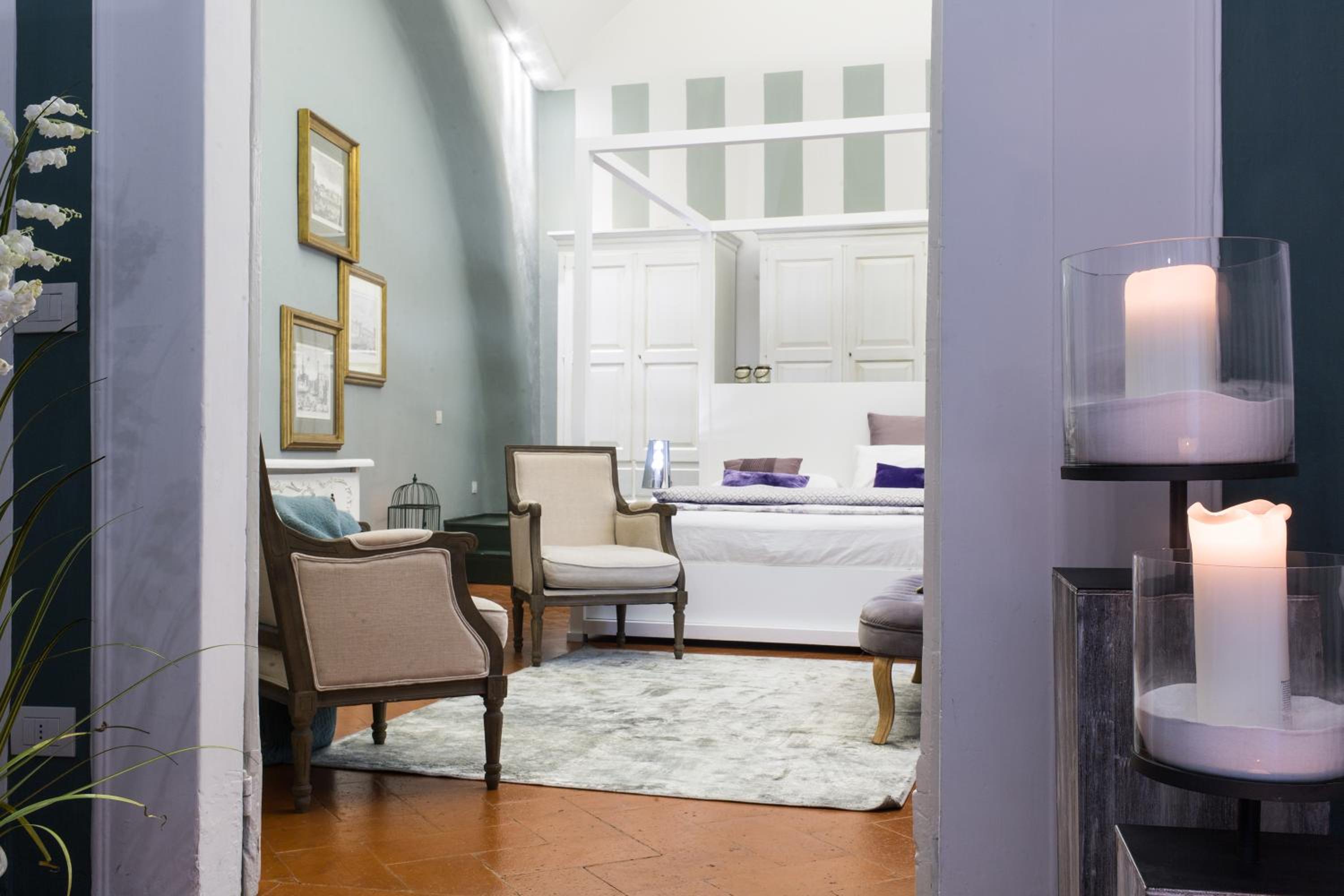 Superior One-Bedroom Apartment