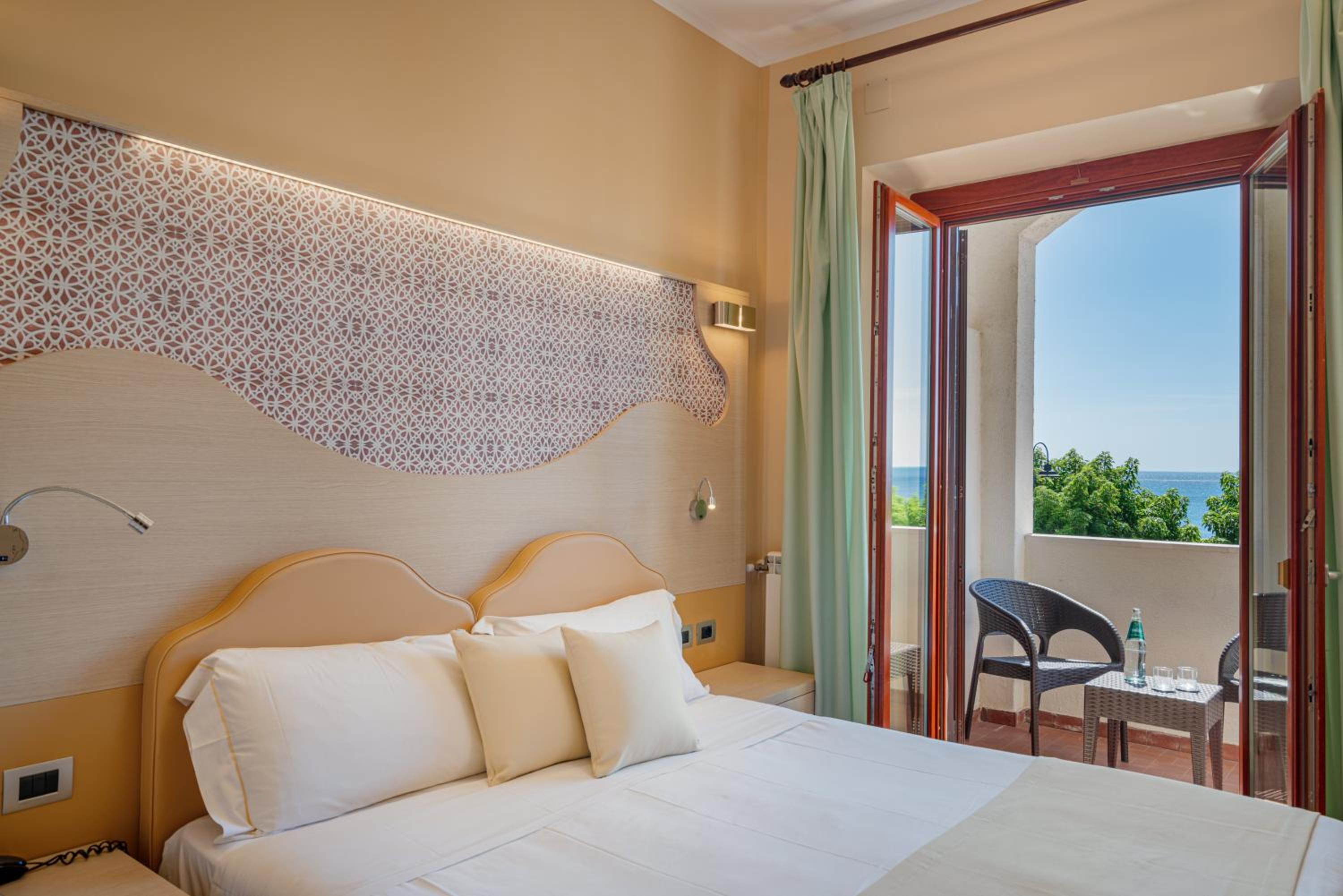 Superior Double or Twin Room with Sea View