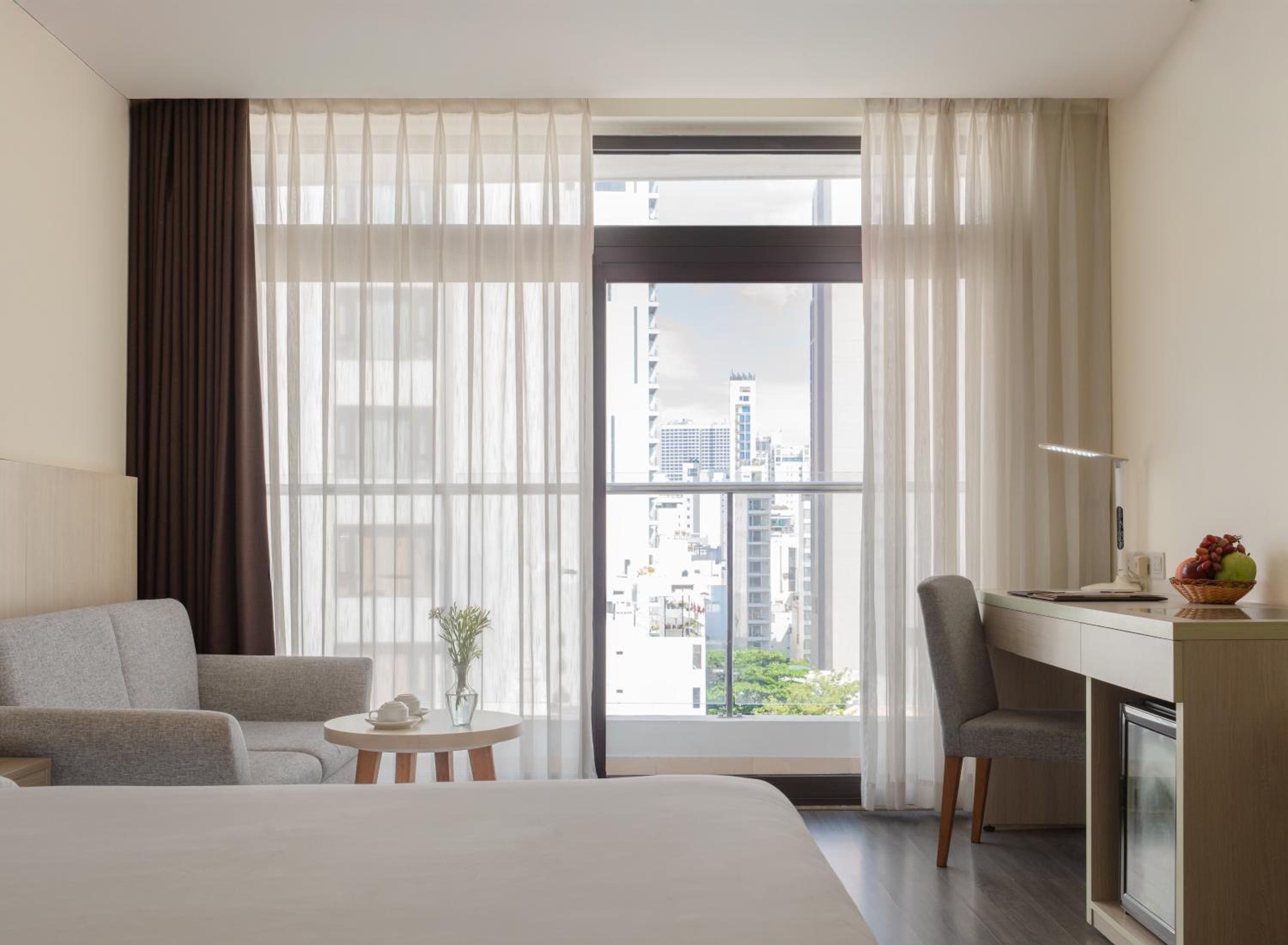 Deluxe Double or Twin Room with City View