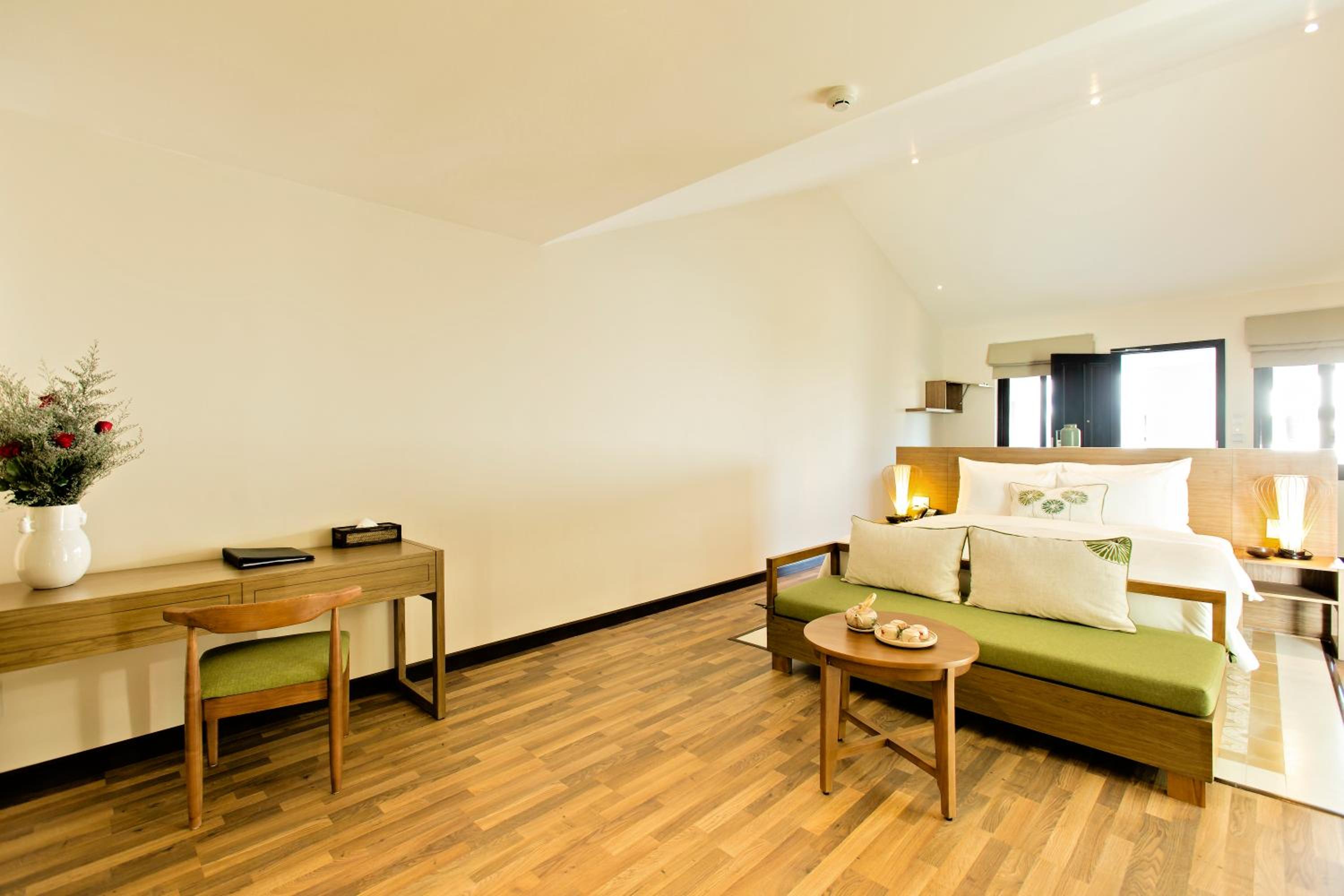 Junior Suite with Balcony