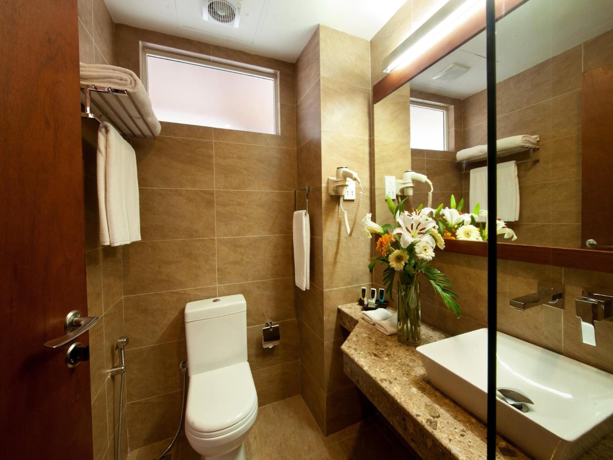 Deluxe Room with Early Check-in at 11 AM & Late Check-out at 2 PM (on Availability), 15% Discount on Food & Beverages and 10% Discount on Spa