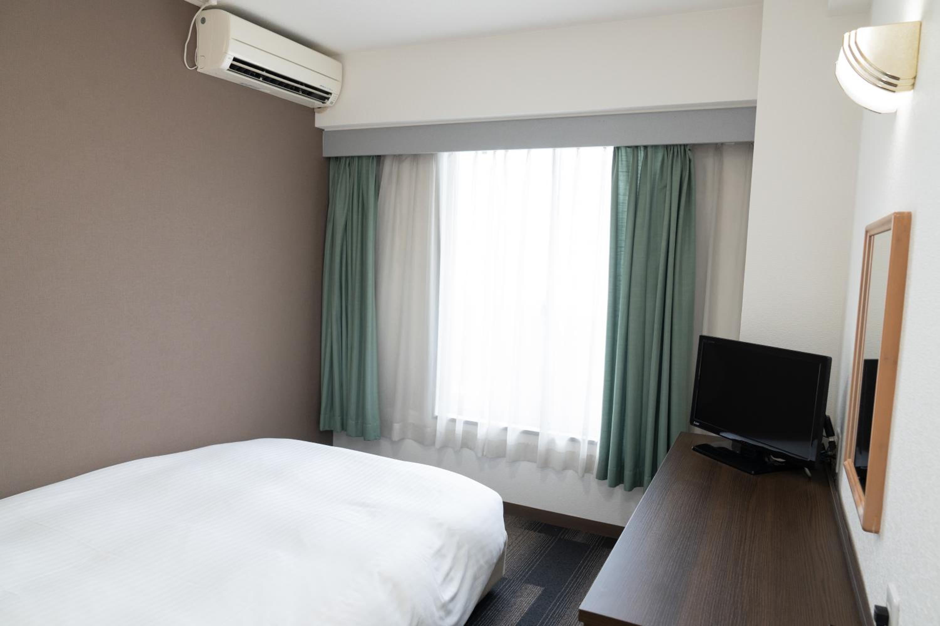 Double Room - Non-Smoking 