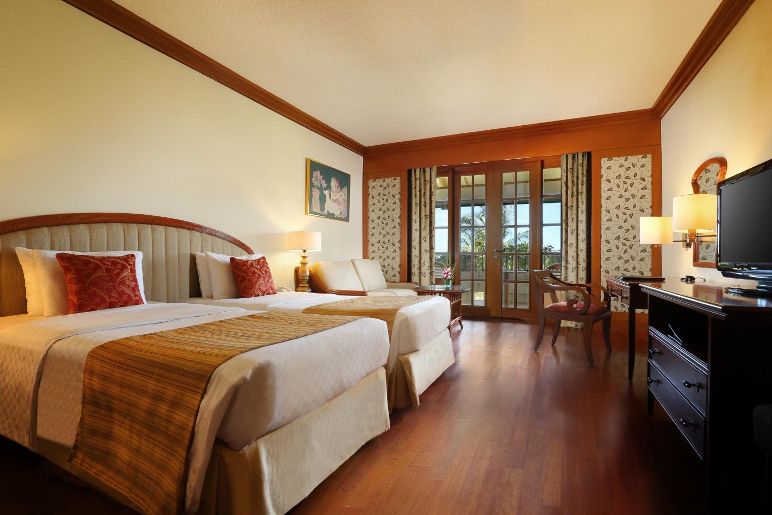 Classic Deluxe Twin Room 