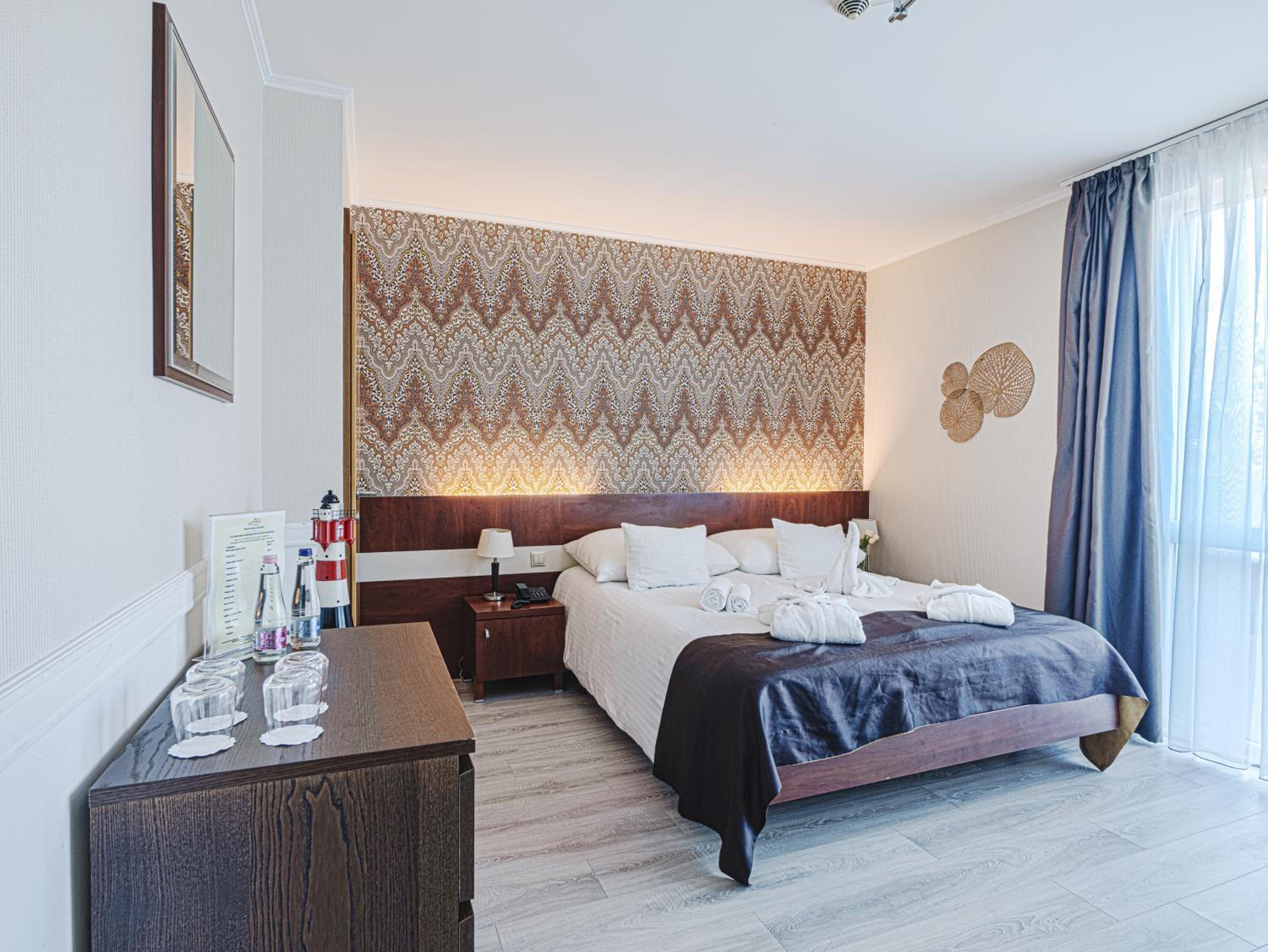 Family Room with Terrace River View