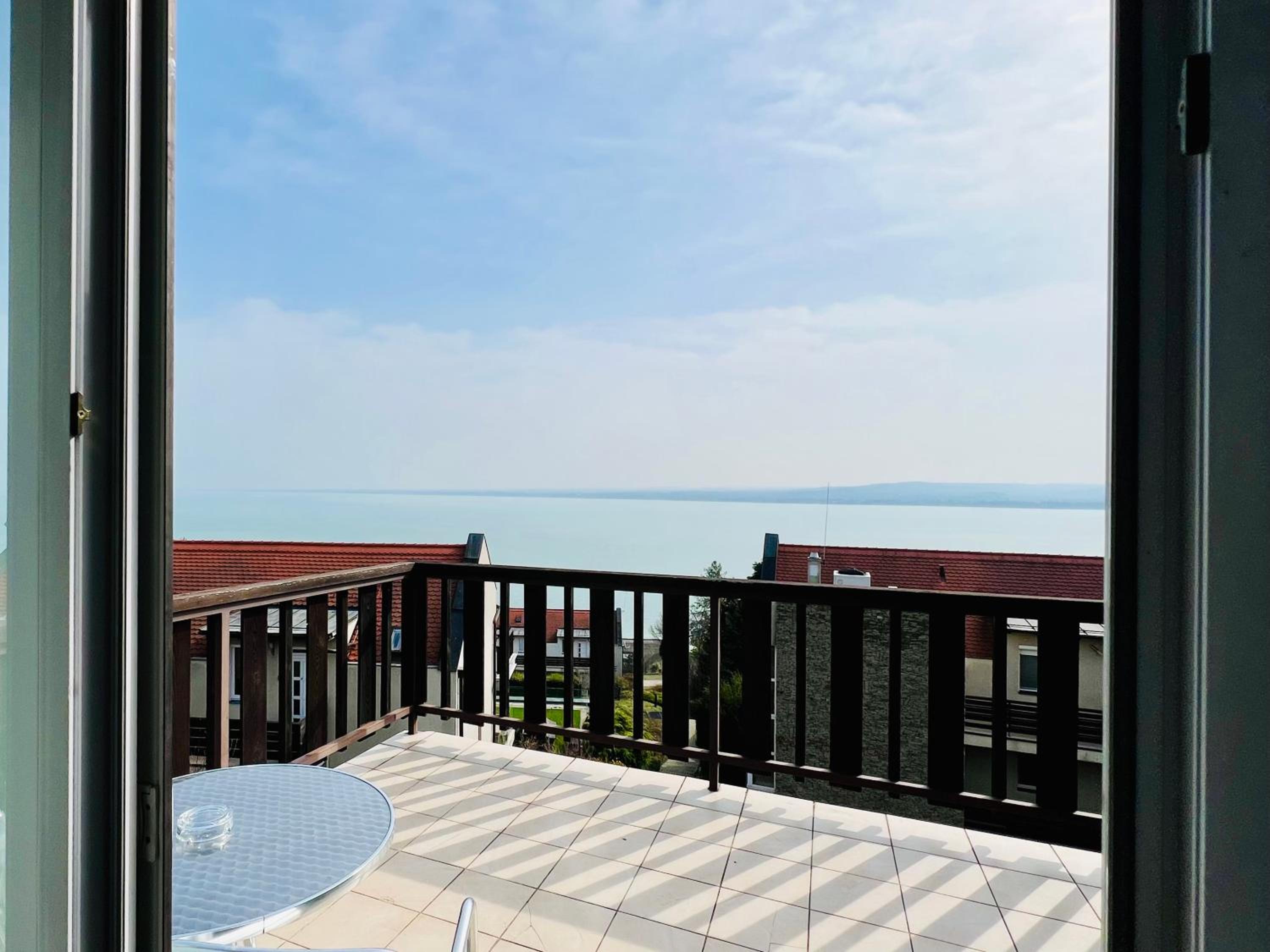 Deluxe Suite With Two Bathroom